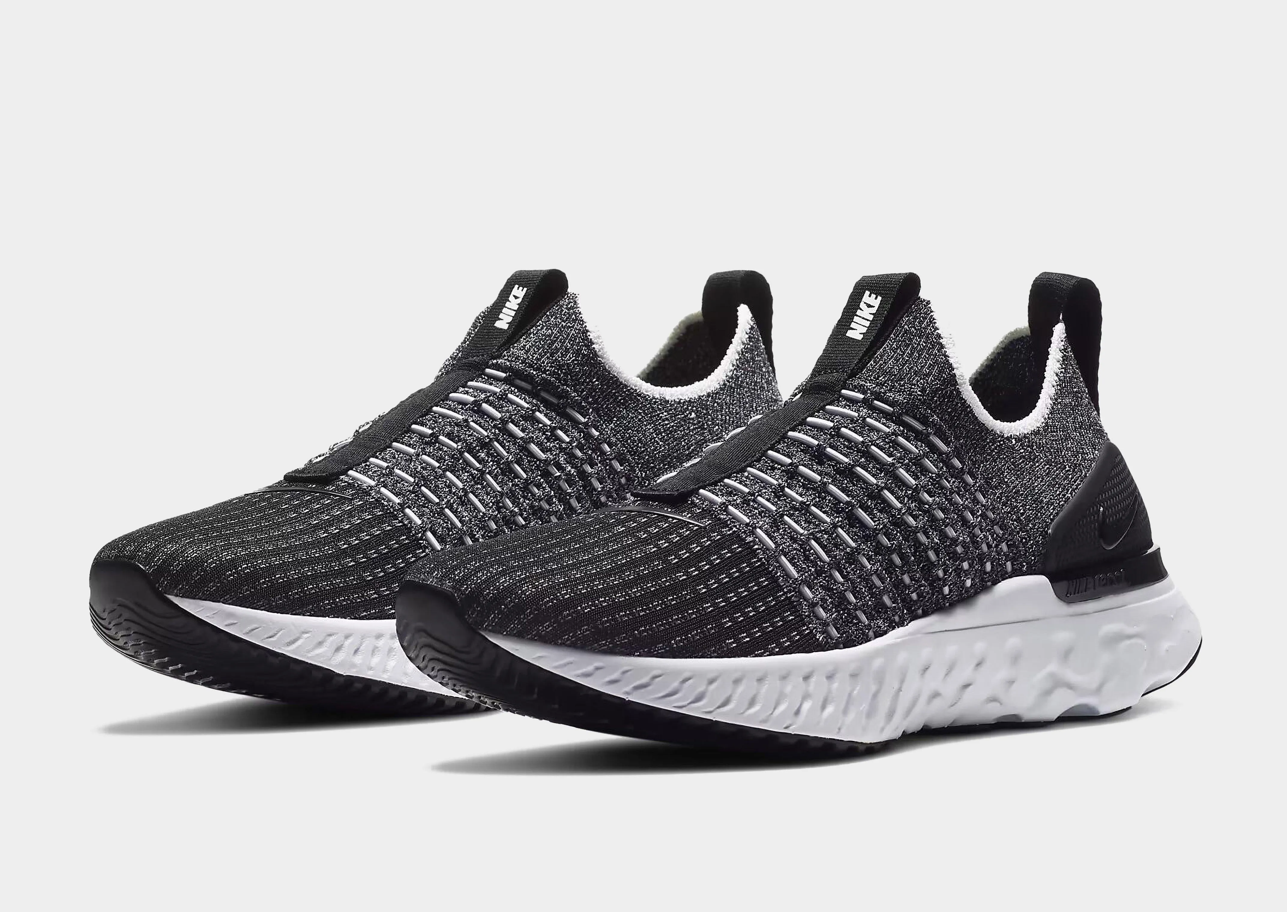 React Phantom Run Flyknit Women's Basket-Pro