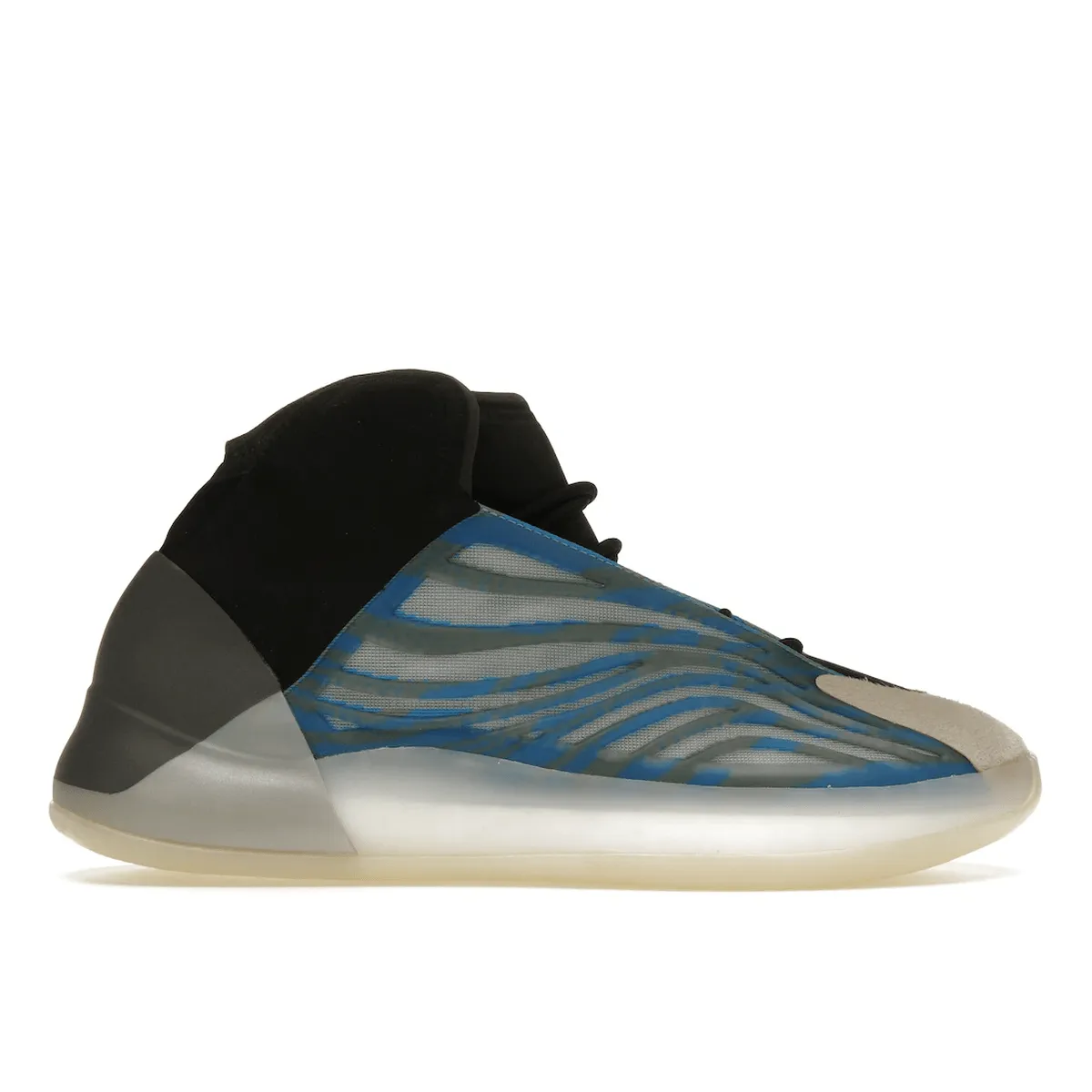 Adidas Yeezy QNTM Frozen Blue recycled - material running gear Brilliant pattern