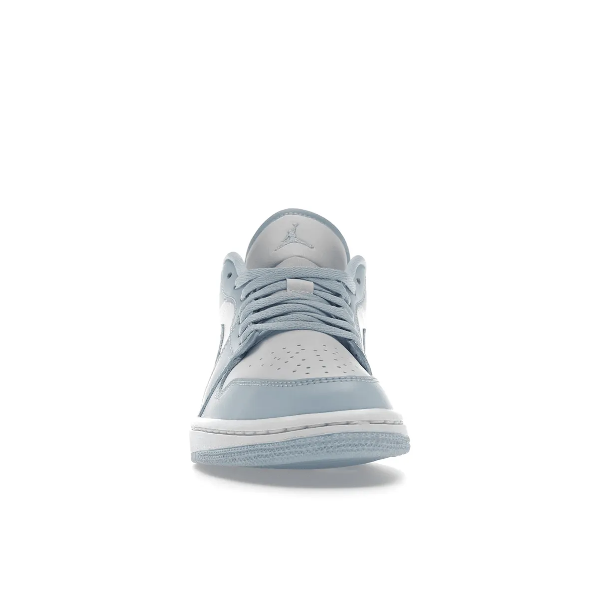 Running Air Jordan 1 Low White Ice Blue