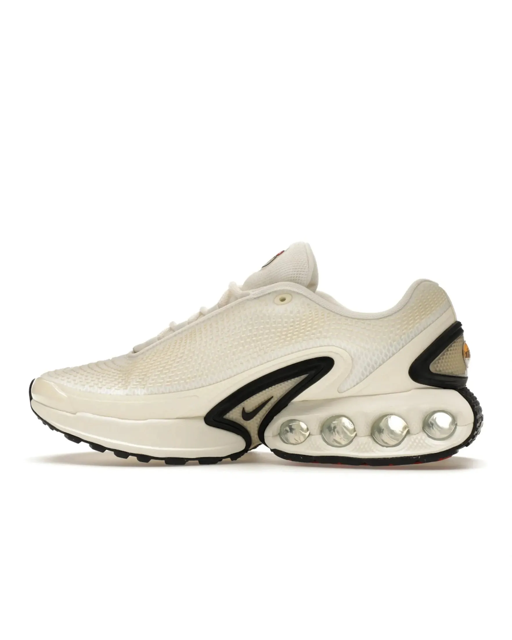 Running Speed Nike Air Max Dn Sail Coconut Milk