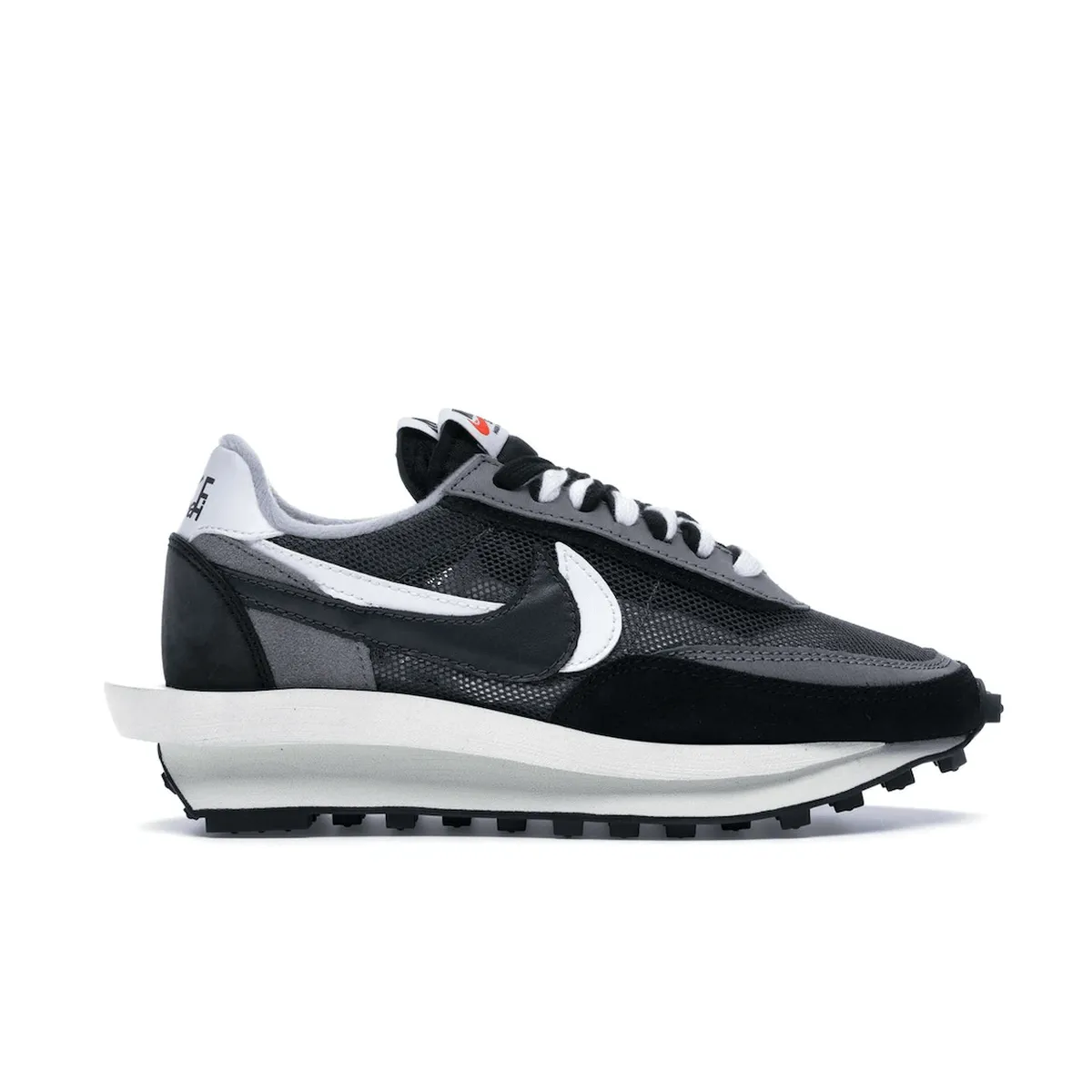 Sacai LD Waffle Black urban vibe
