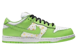 Speedy Walk SB Dunk X Supreme Stars Mean Green (2021)