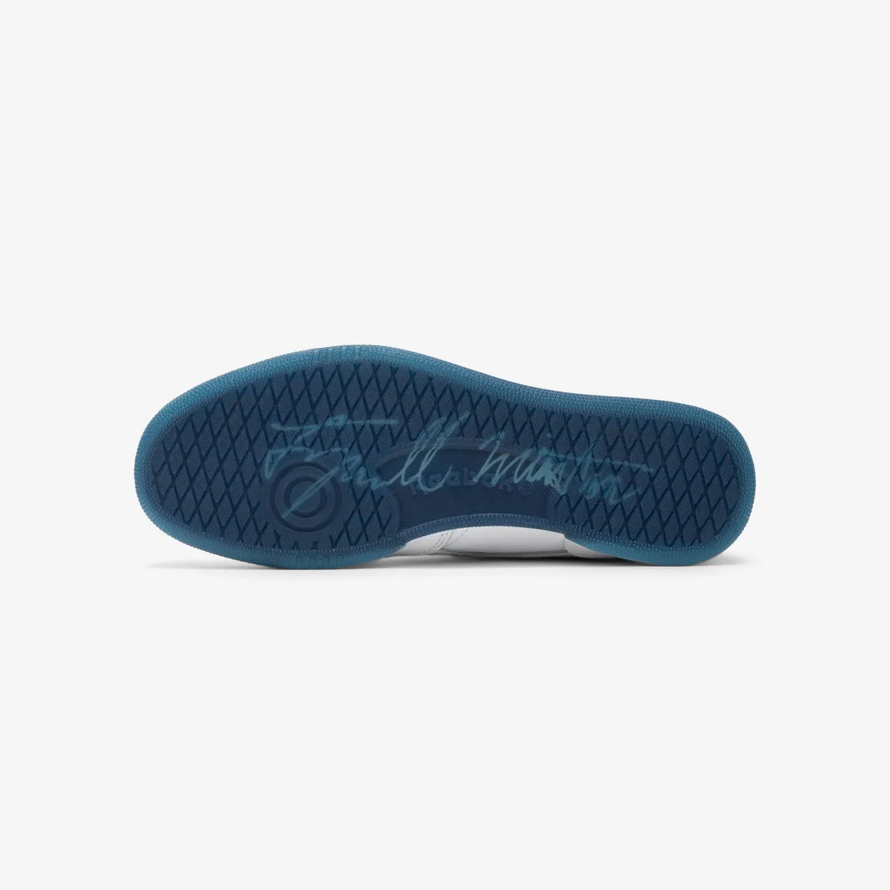 Secure Comfort Club C 85 x Tyrrell Winston