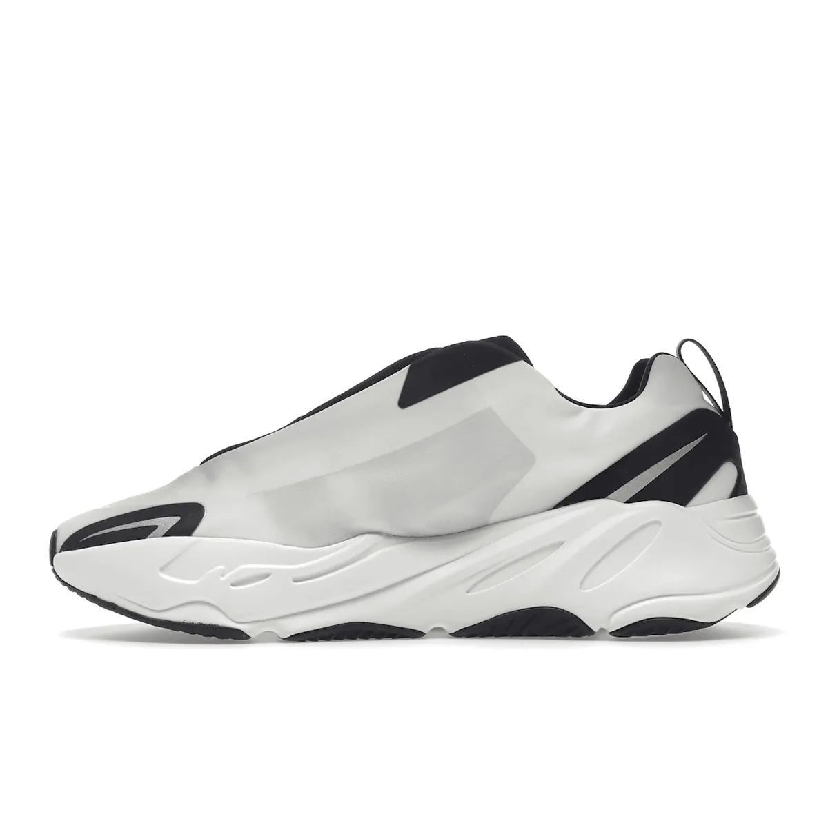Shock - Controlling Adidas Yeezy Boost 700 MNVN Laceless Analog