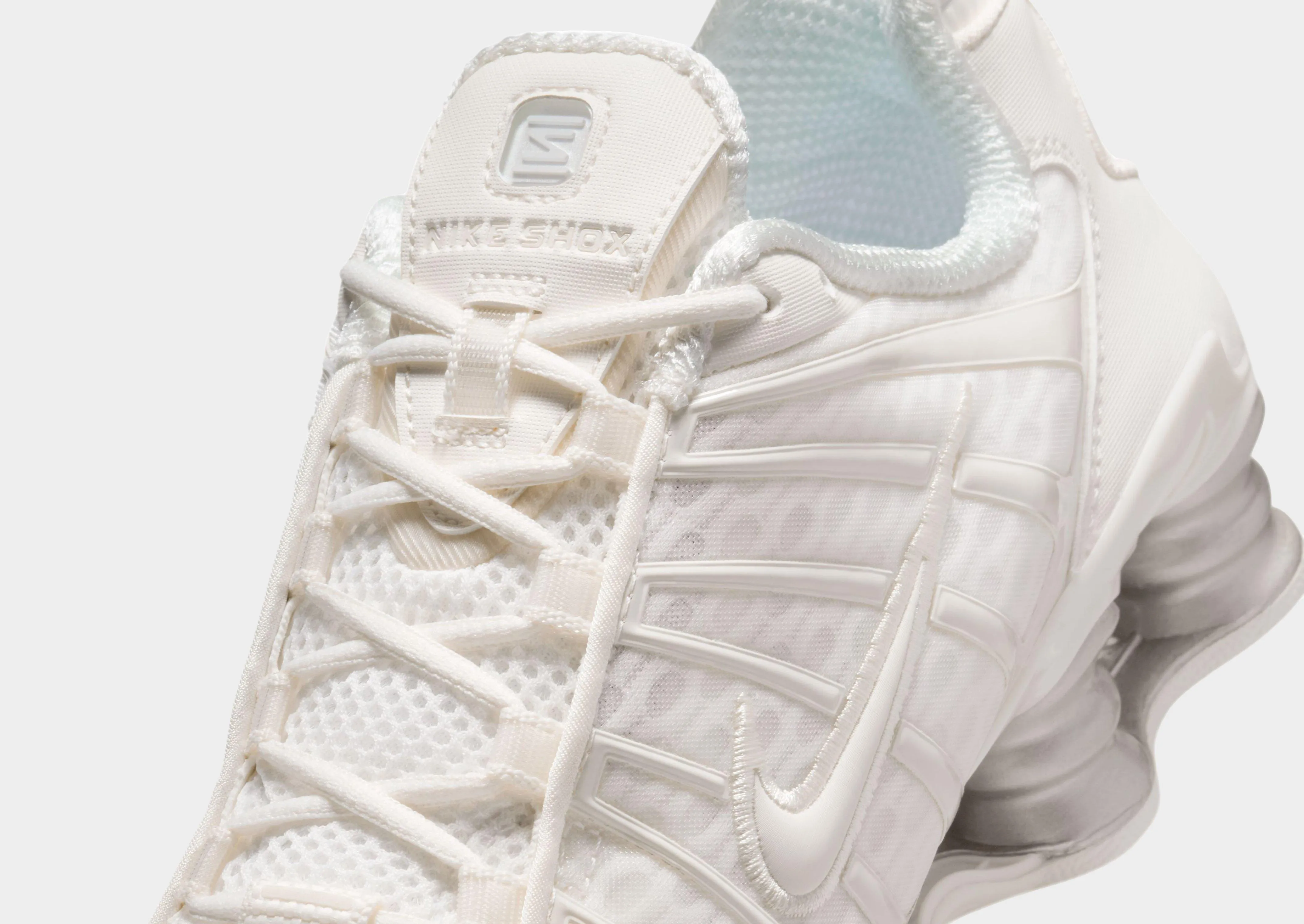 Shox TL Women's Sturdy Build