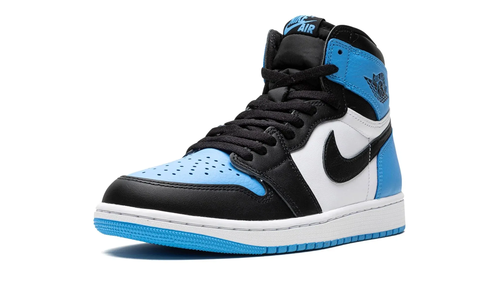Sleek cushioning Air Jordan 1 High OG 'UNC Toe'