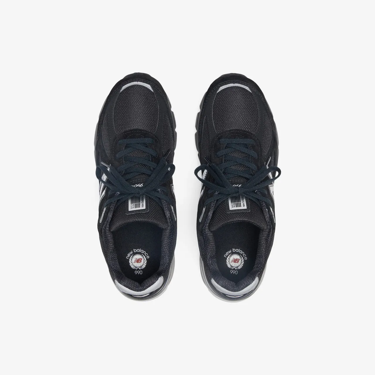 Sleek Design 990v4
