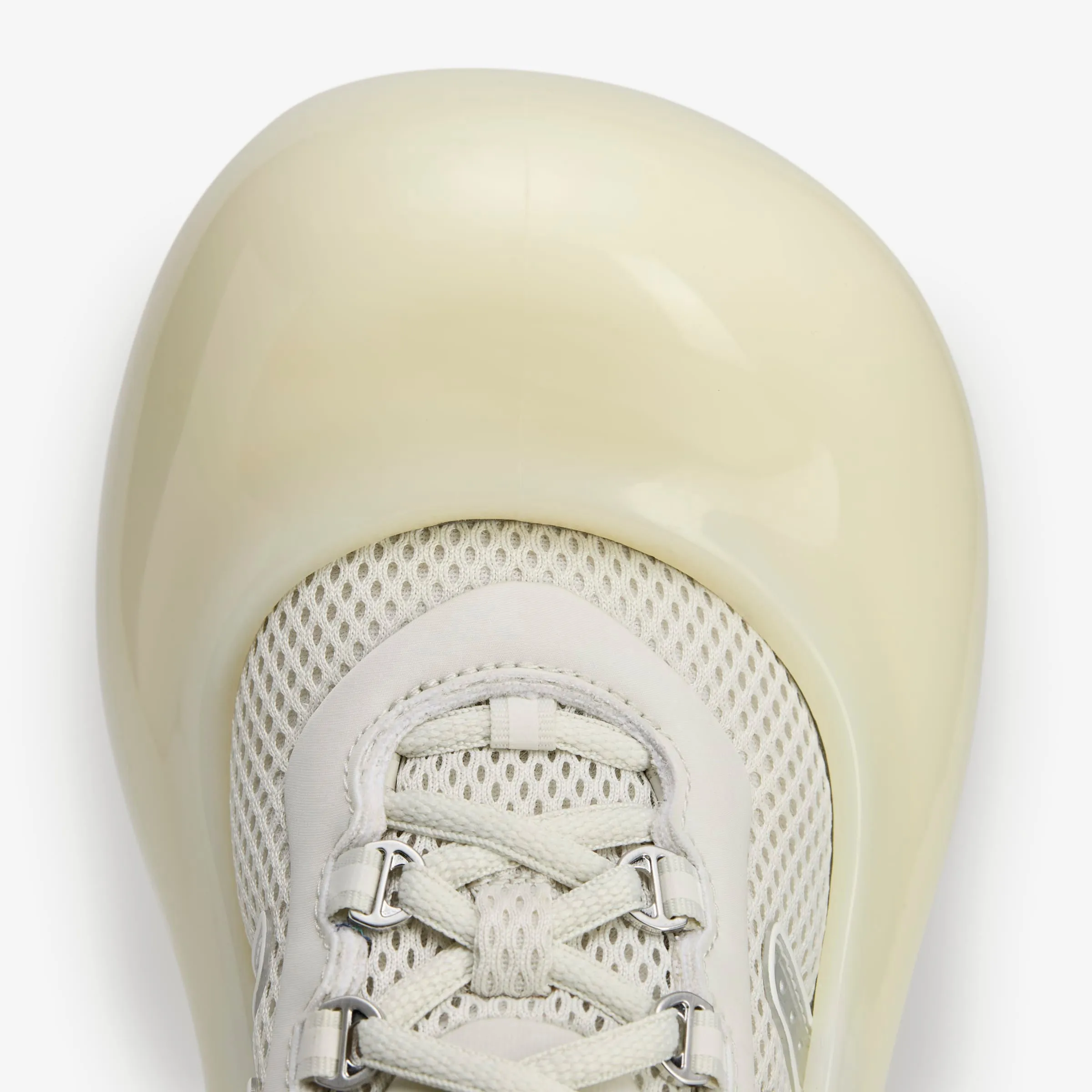 Sleek Style Wmns Megaride Moonrubber x Avavav