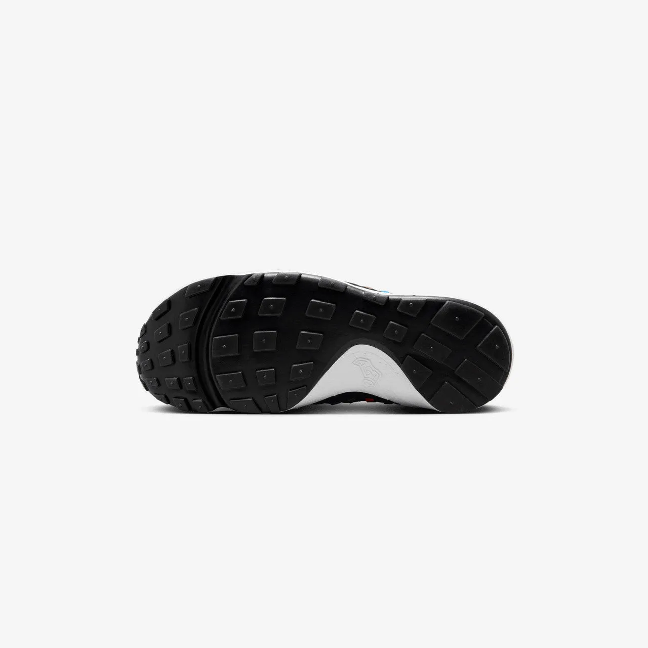 Sleek upper Wmns Air Footscape Woven
