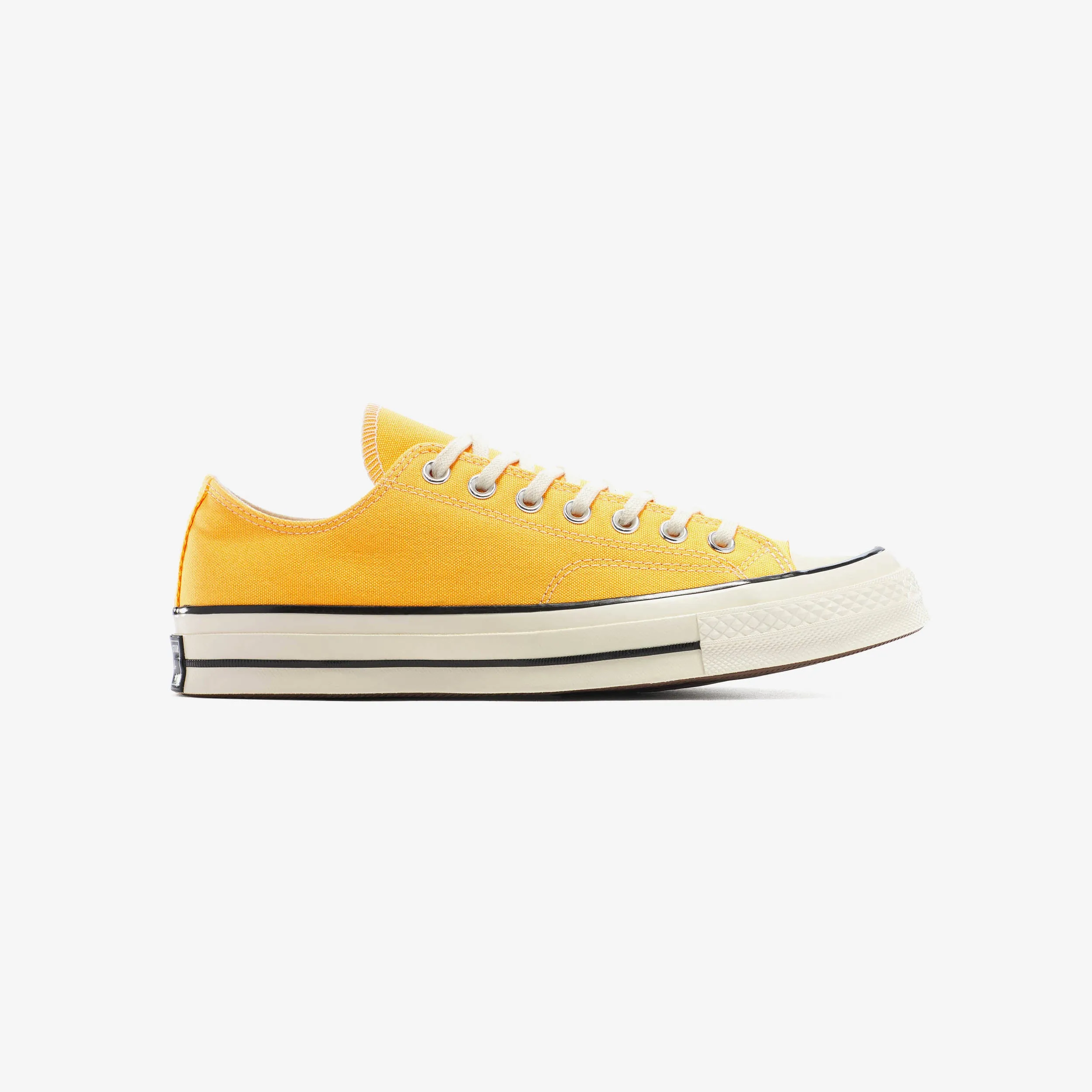 slim fit Chuck 70