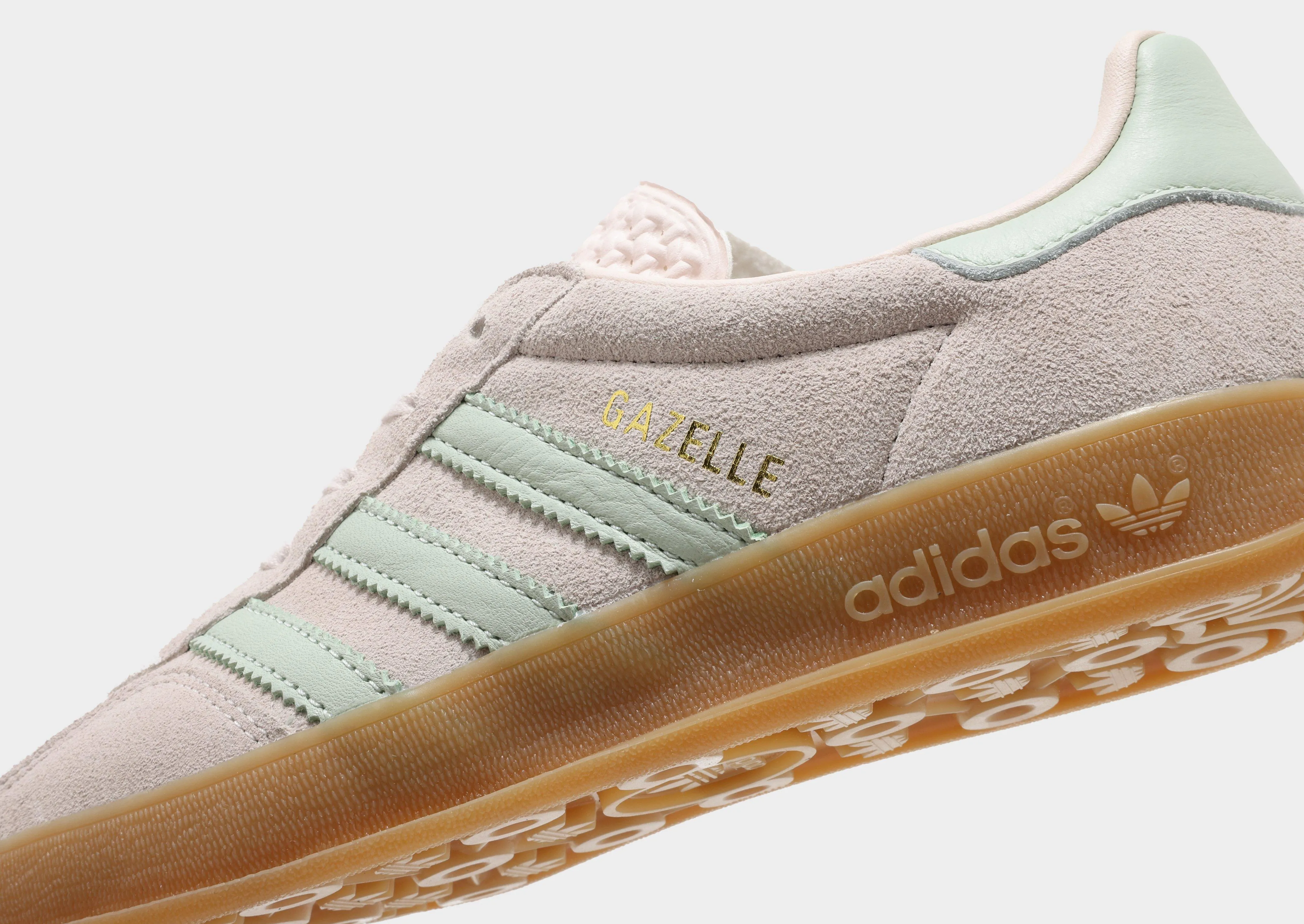 Slip-Cover Gazelle Indoor Women's