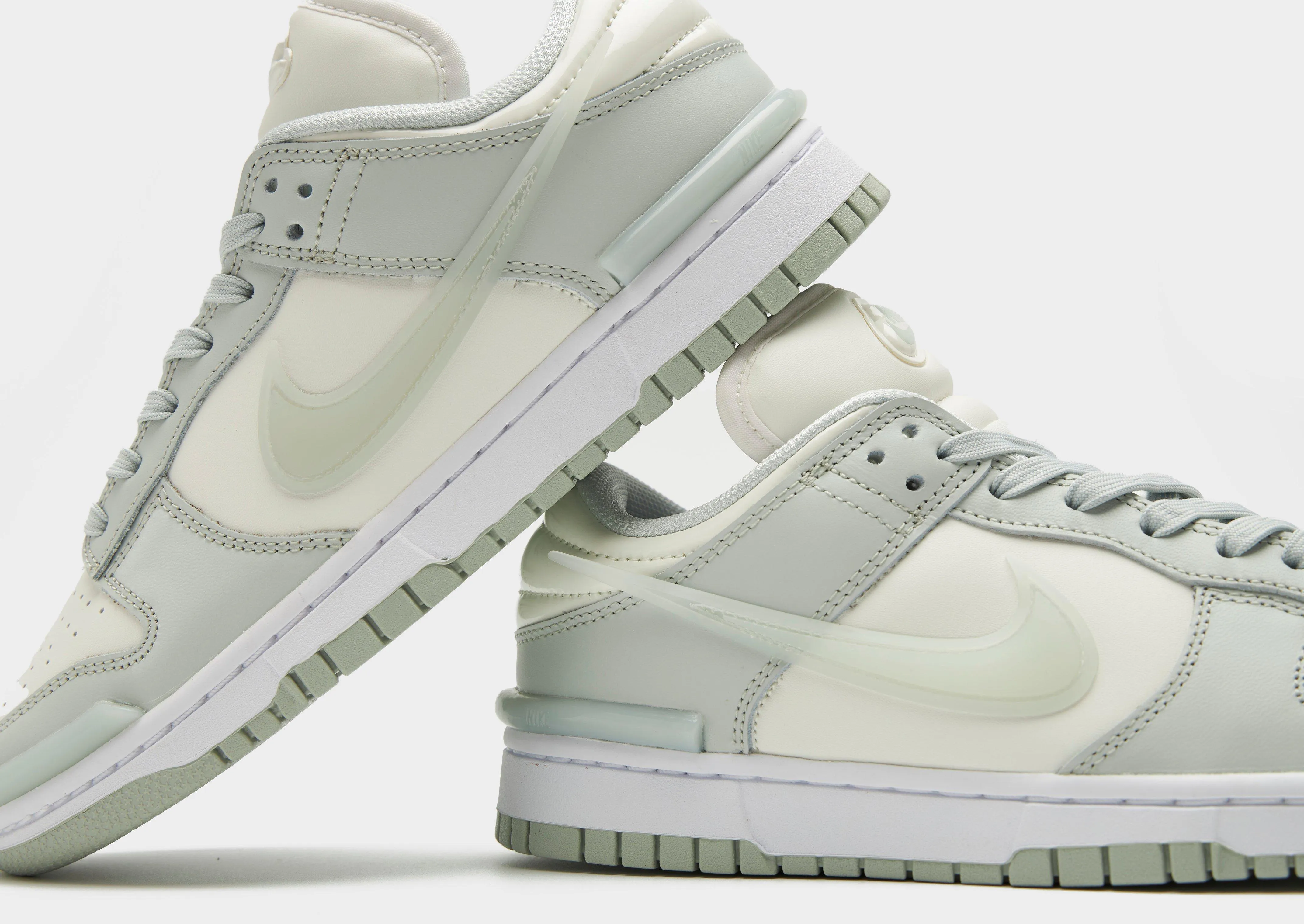 Soft Cushioning Dunk Low Twist Women's