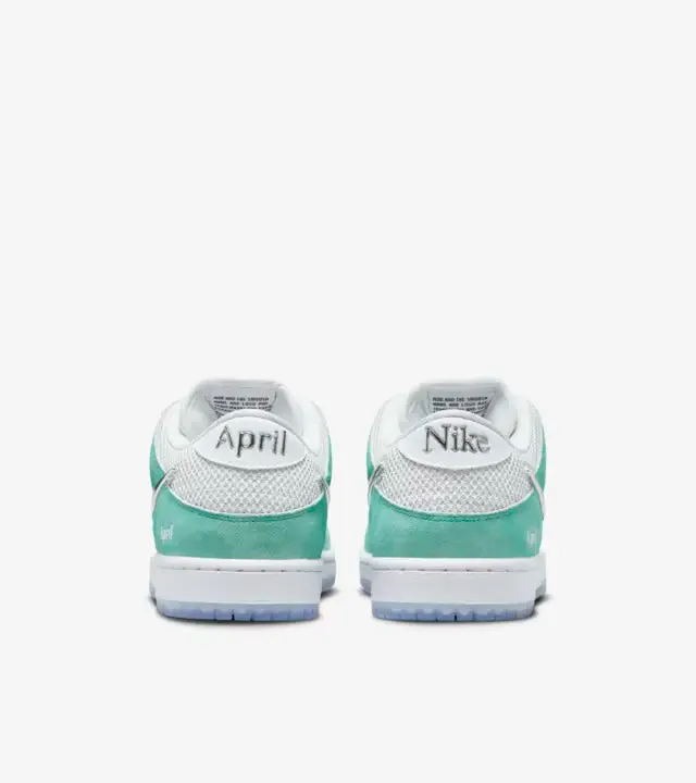 Soft Dash Nike SB Dunk Low  April Skateboards