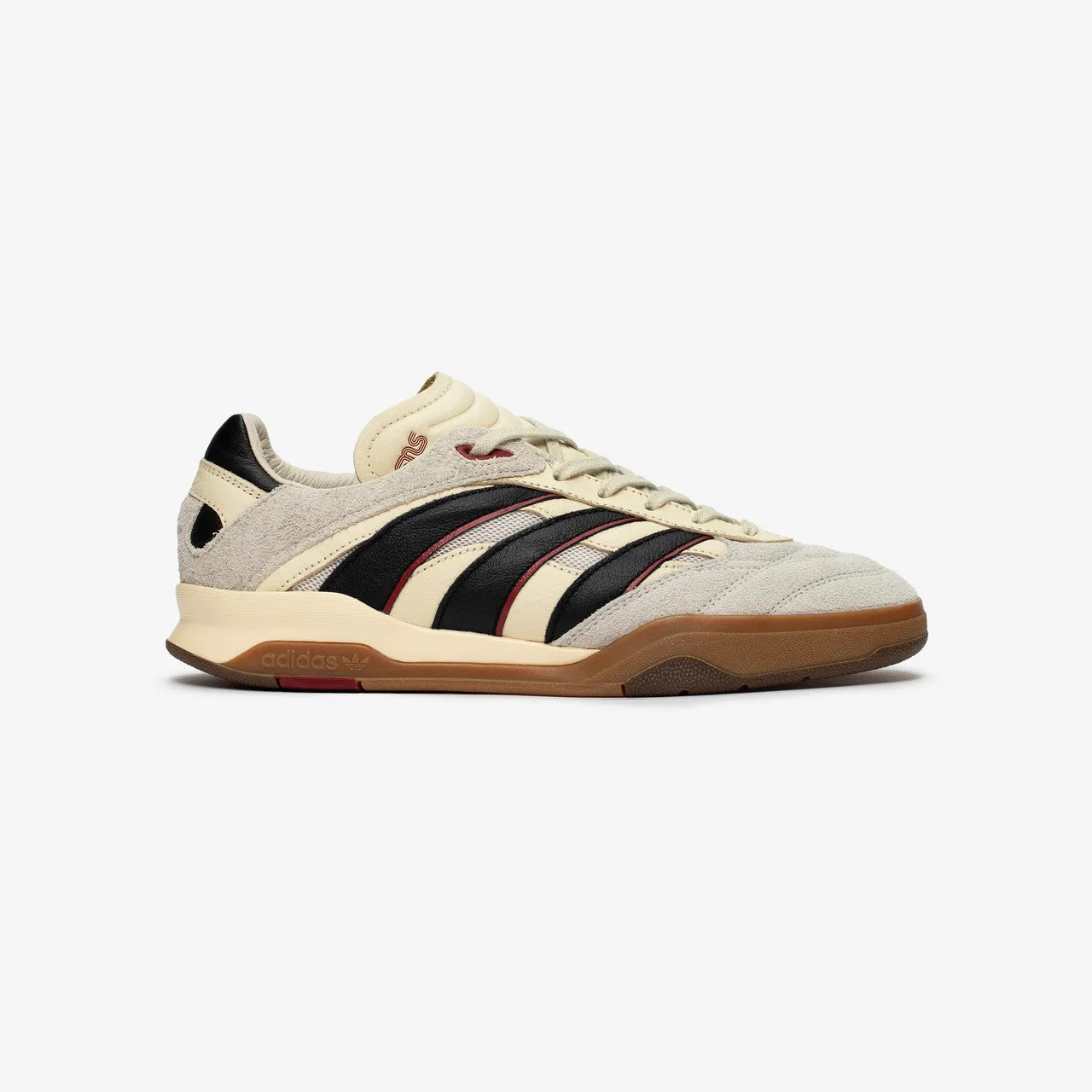 Weather Ready Reinforced toe Predator Mundial x SNS