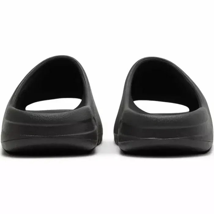 Soft Interior Lining Design Concept Yeezy Slide Onyx