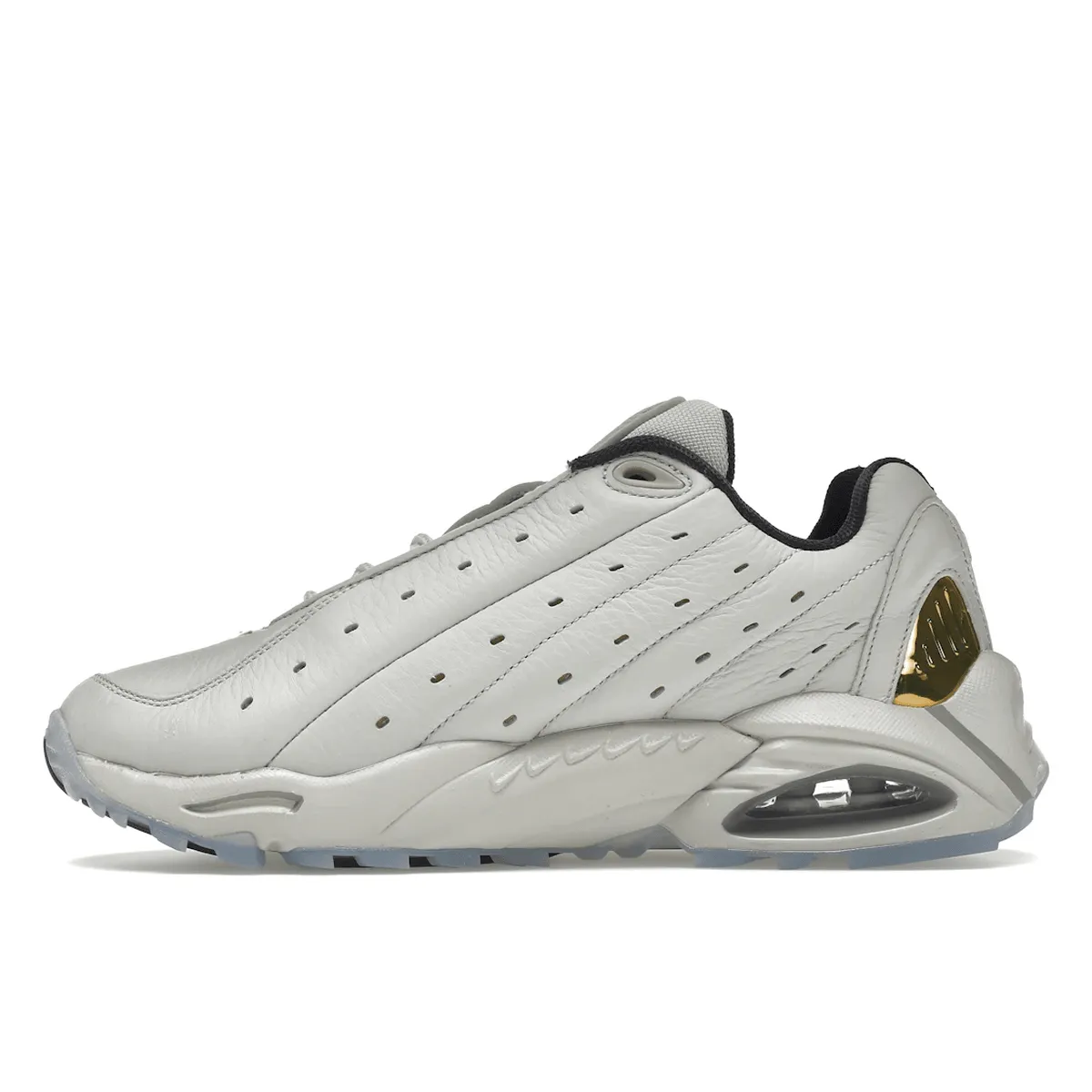 Soft Motion-Step Nike Hot Step Air Terra Drake NOCTA Champagne