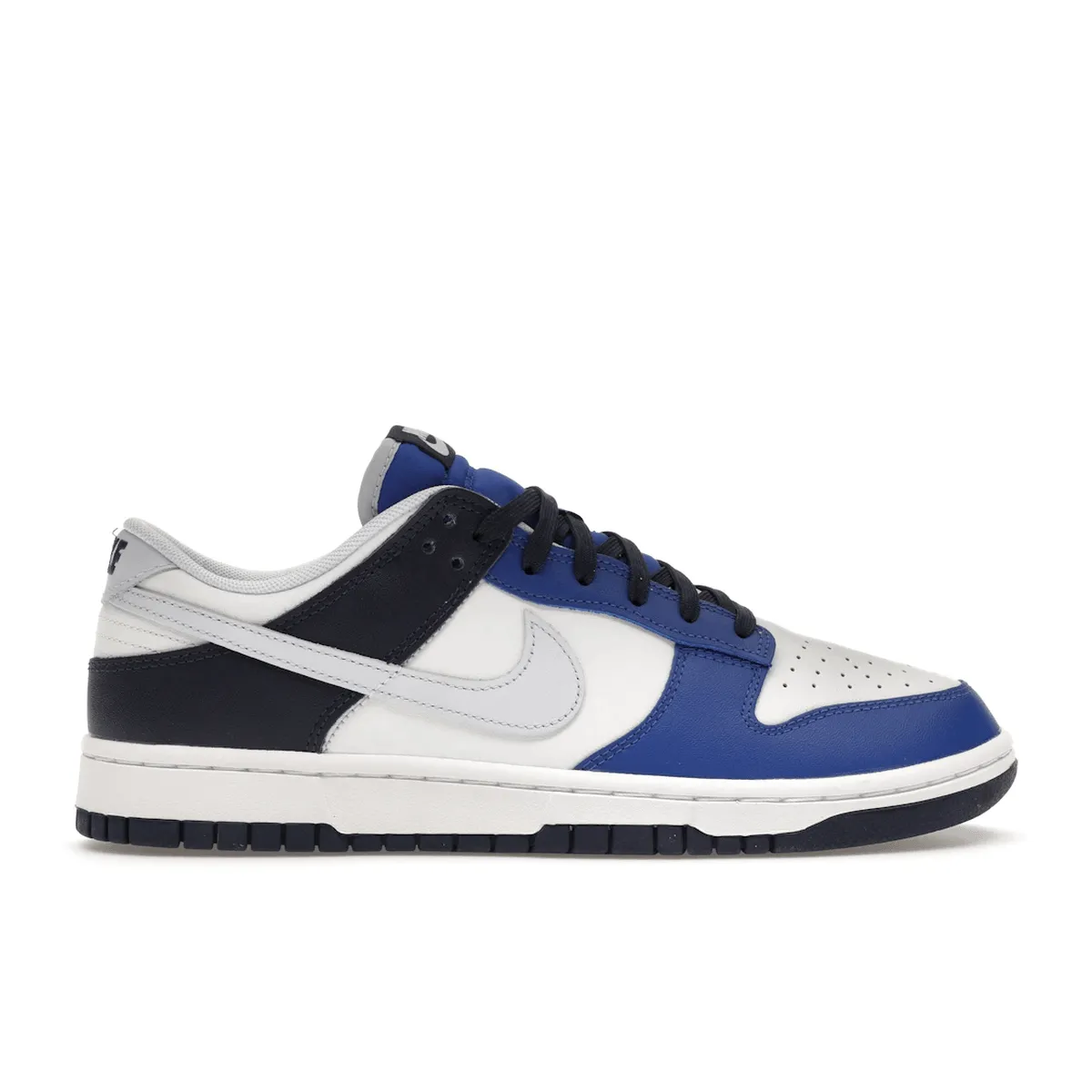 Nike Dunk Low Game Royal Navy Desert Step Log Hike