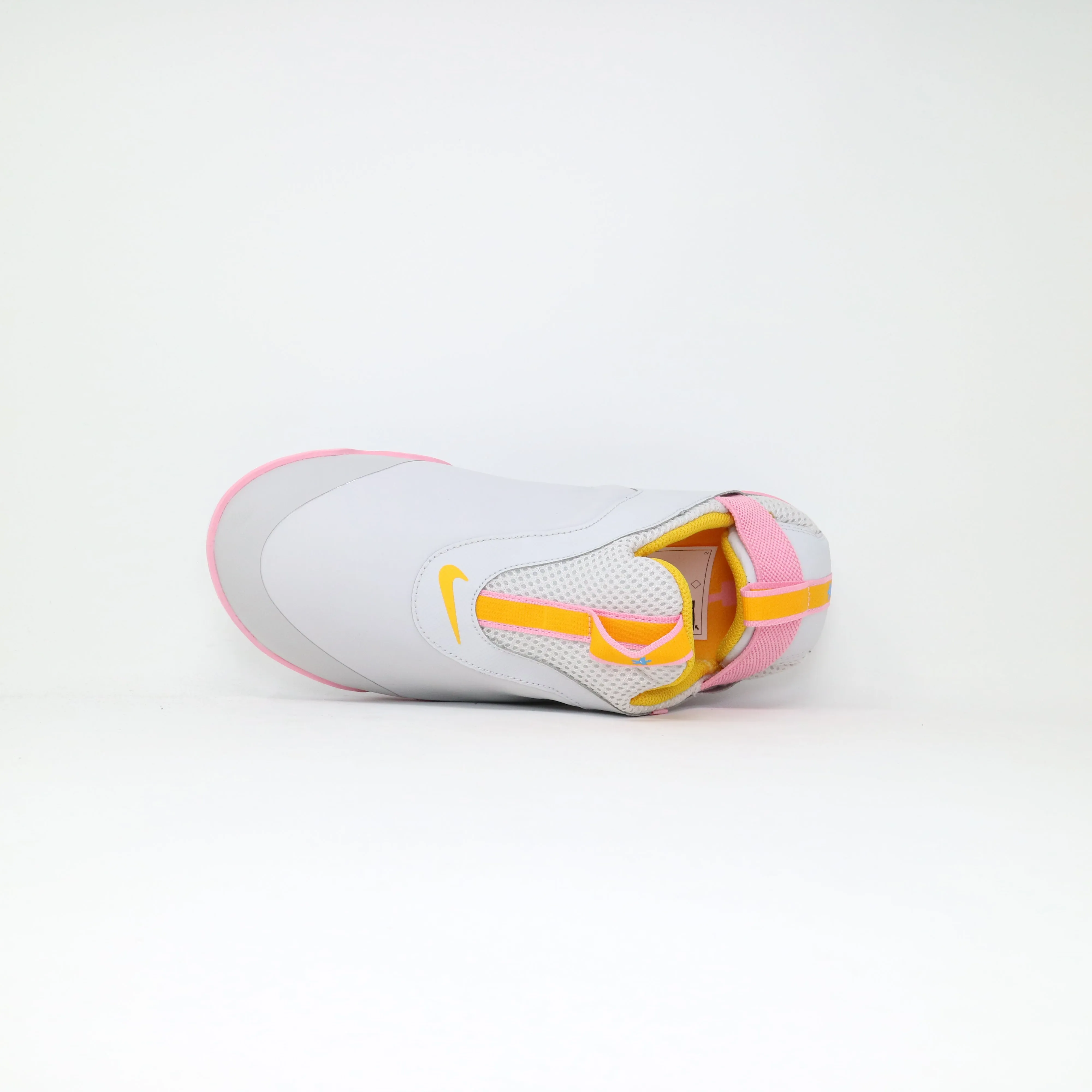 Soft Outer Layer Material Design Women's Nike Zoom Pulse - Vast Grey