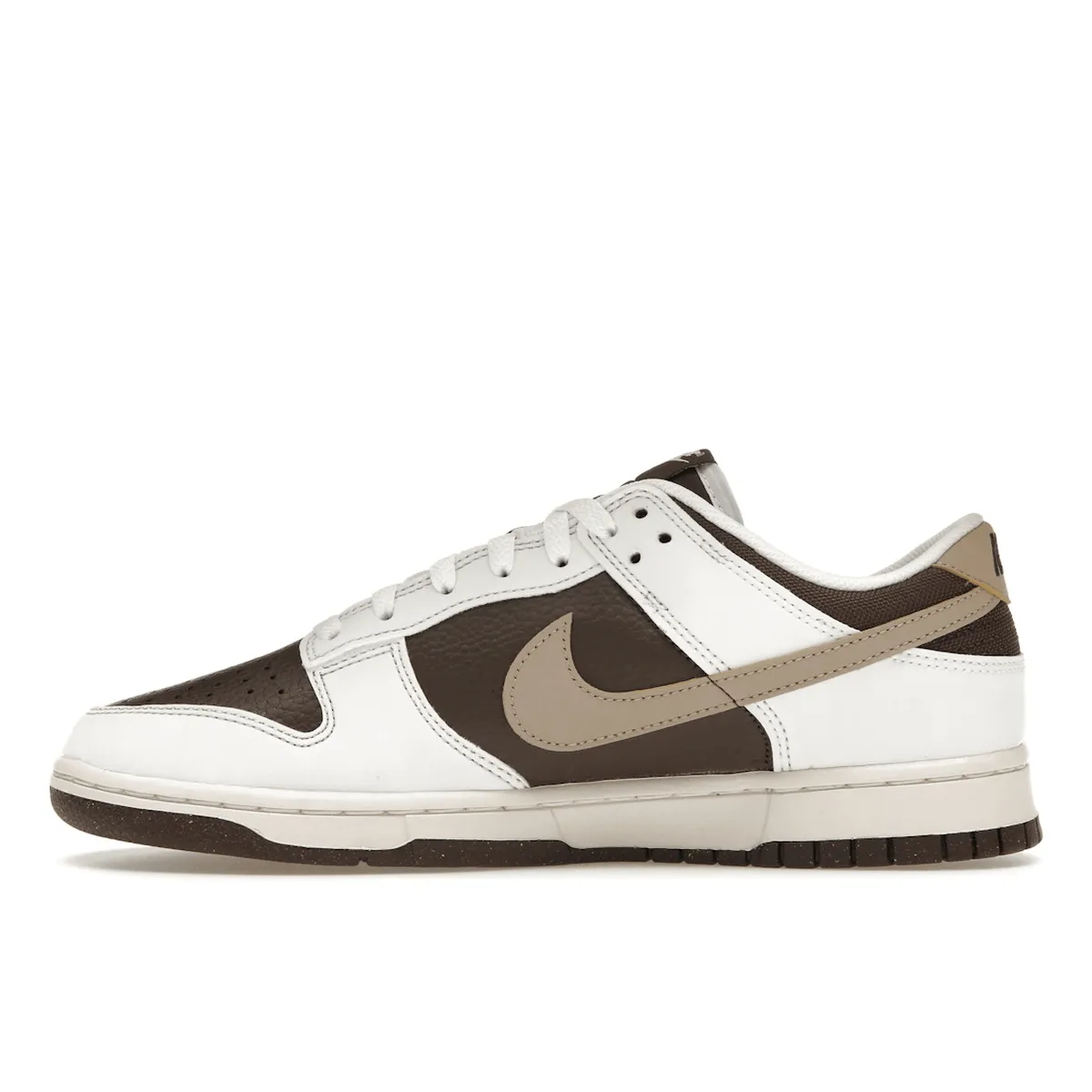 Soft Step-In Nike Dunk Low Next Nature Summit White Baroque Brown