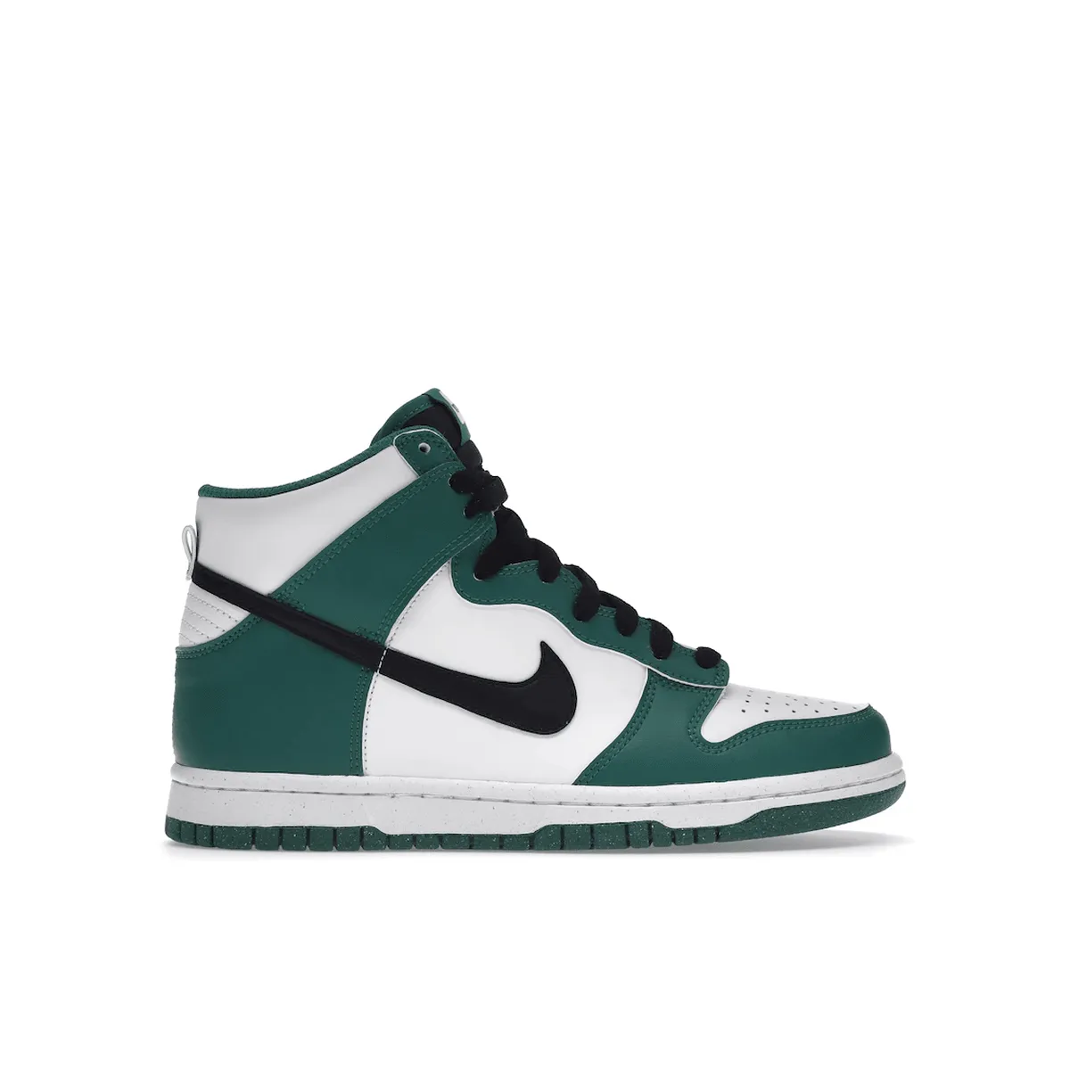Soft Step Move Nike Dunk High Celtics