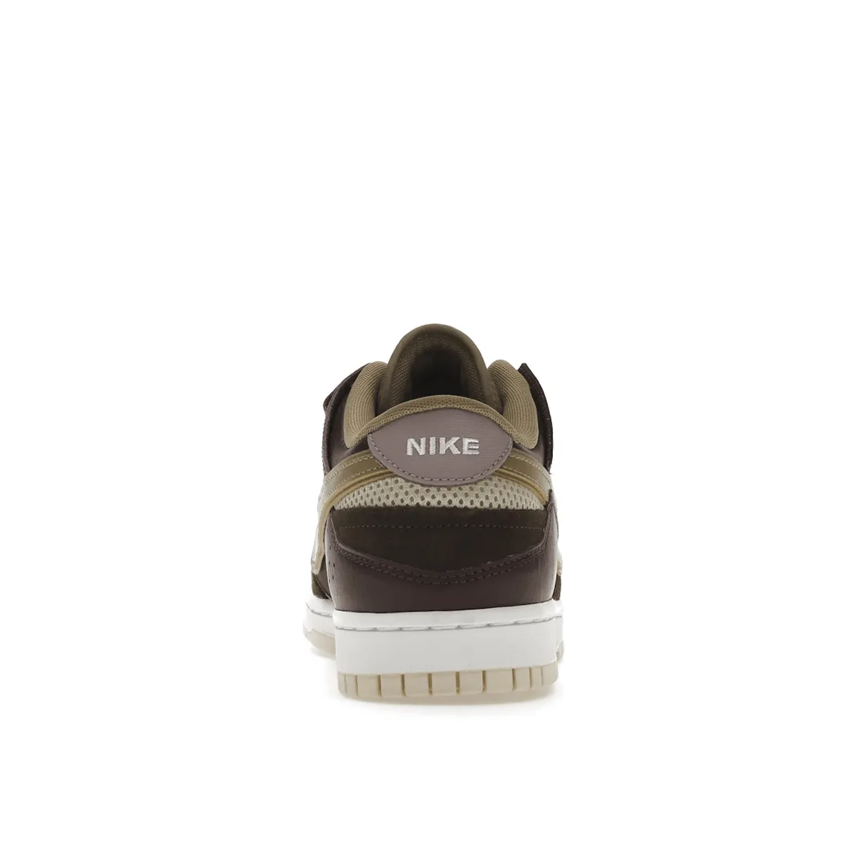 Soft Walk Step Nike Dunk Low Scrap Latte