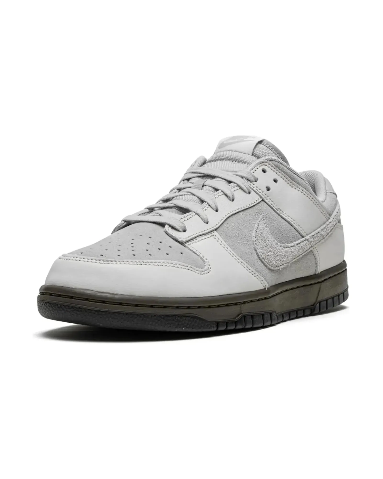 Soft Walk-Step-Out Nike Dunk Low Ironstone