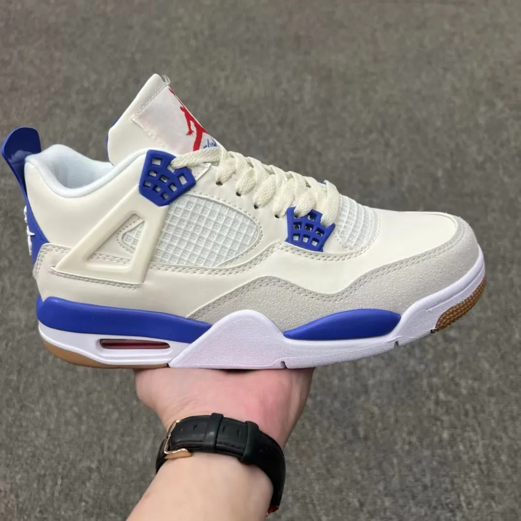Sophisticated traction AJ4 Retro SP Sapphire Blue