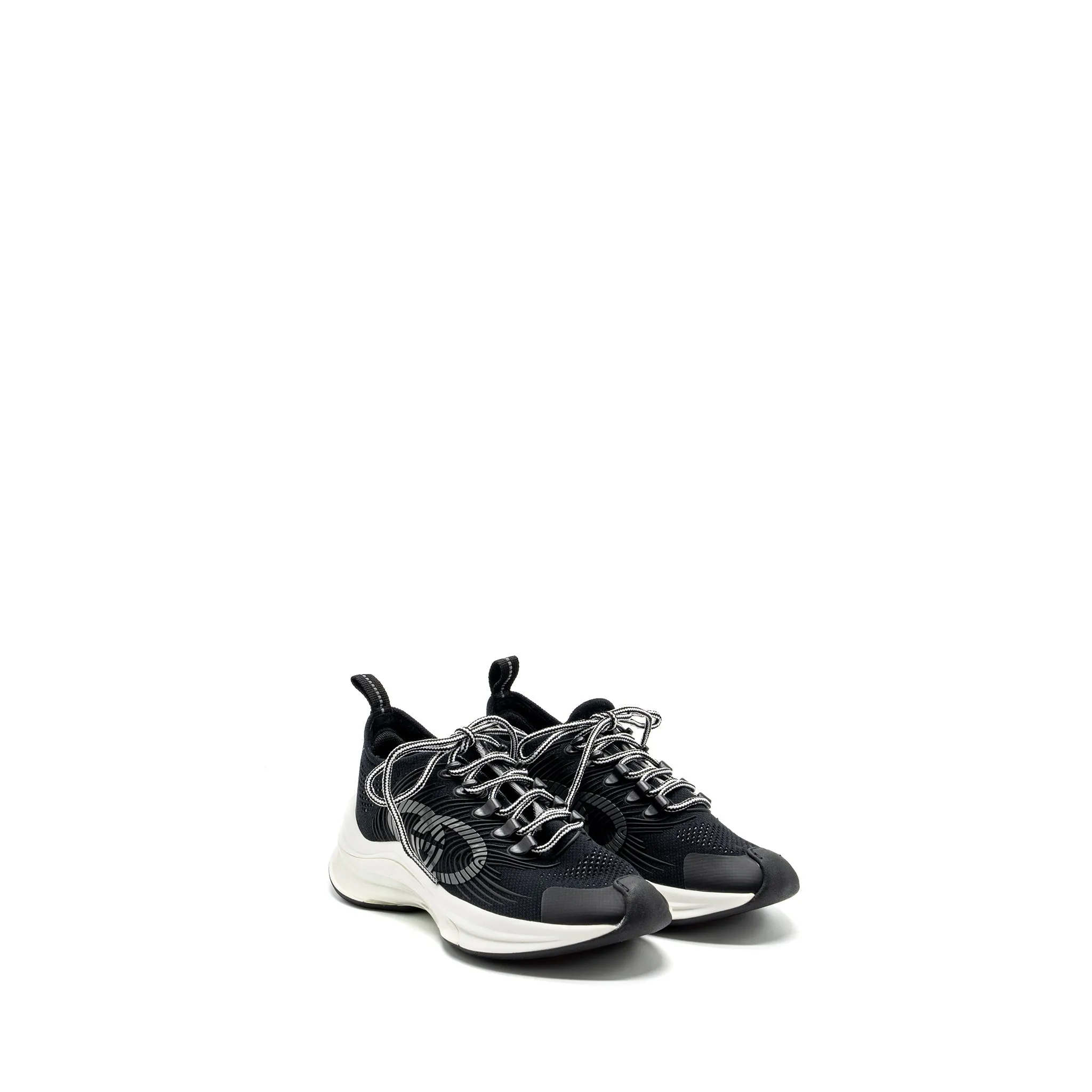 Sporty Appearance Gucci size 36.5 black / white sneakers