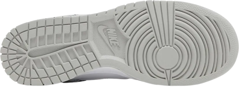 Sporty Look Dunk Low Lottery Pack Grey Fog
