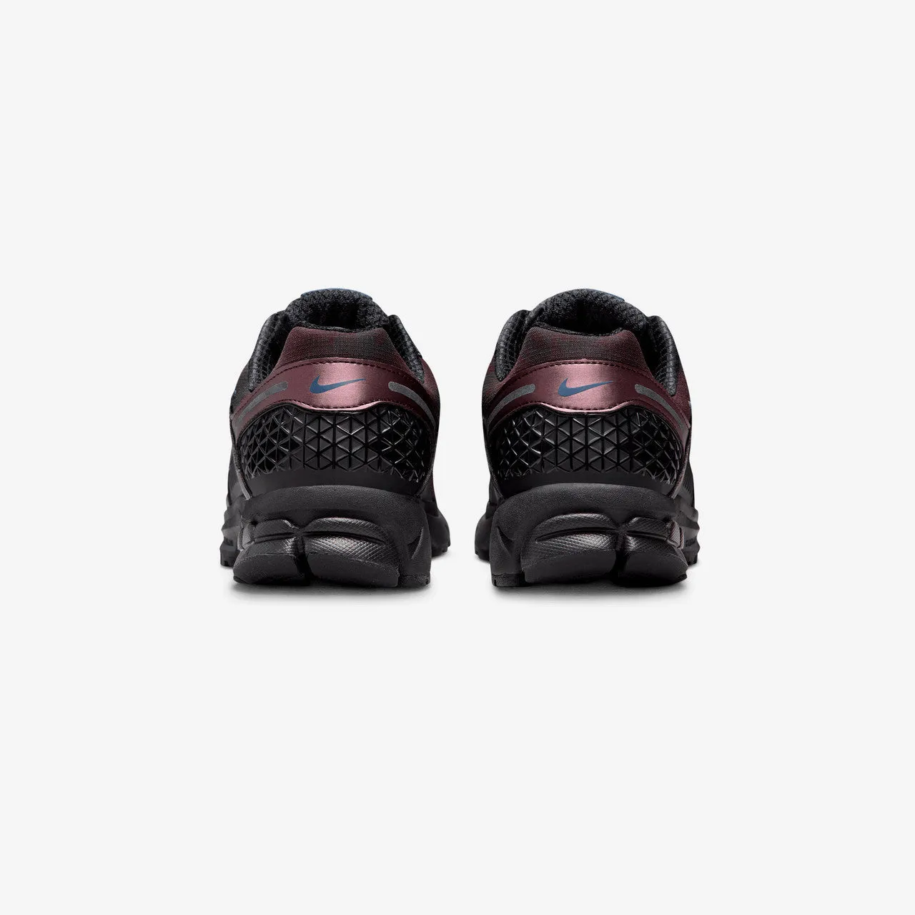 Sporty Vibe Wmns Zoom Vomero 5