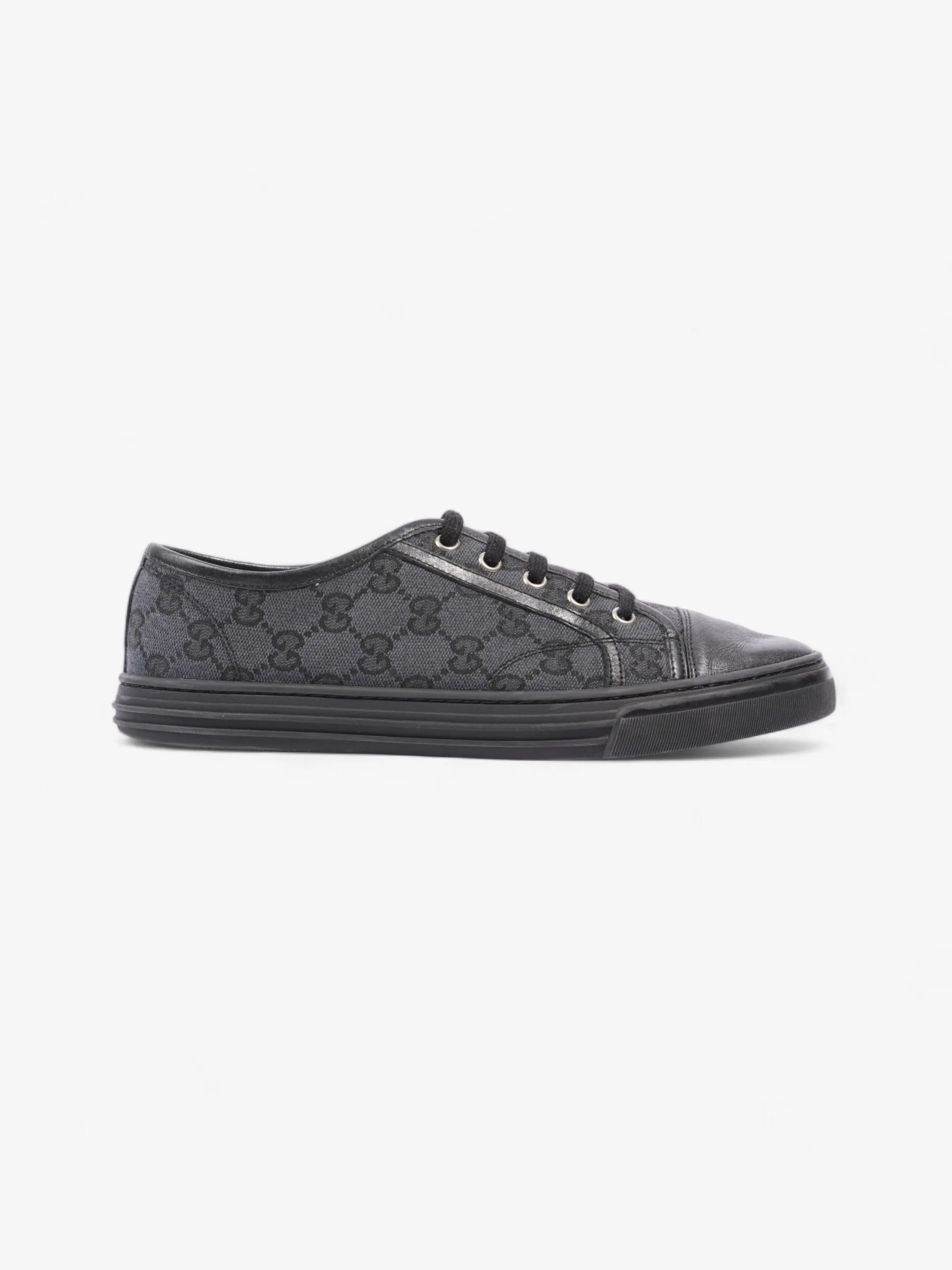Step Balance System Gucci GG Low-top Sneakers Black Canvas EU 38.5 UK 5.5