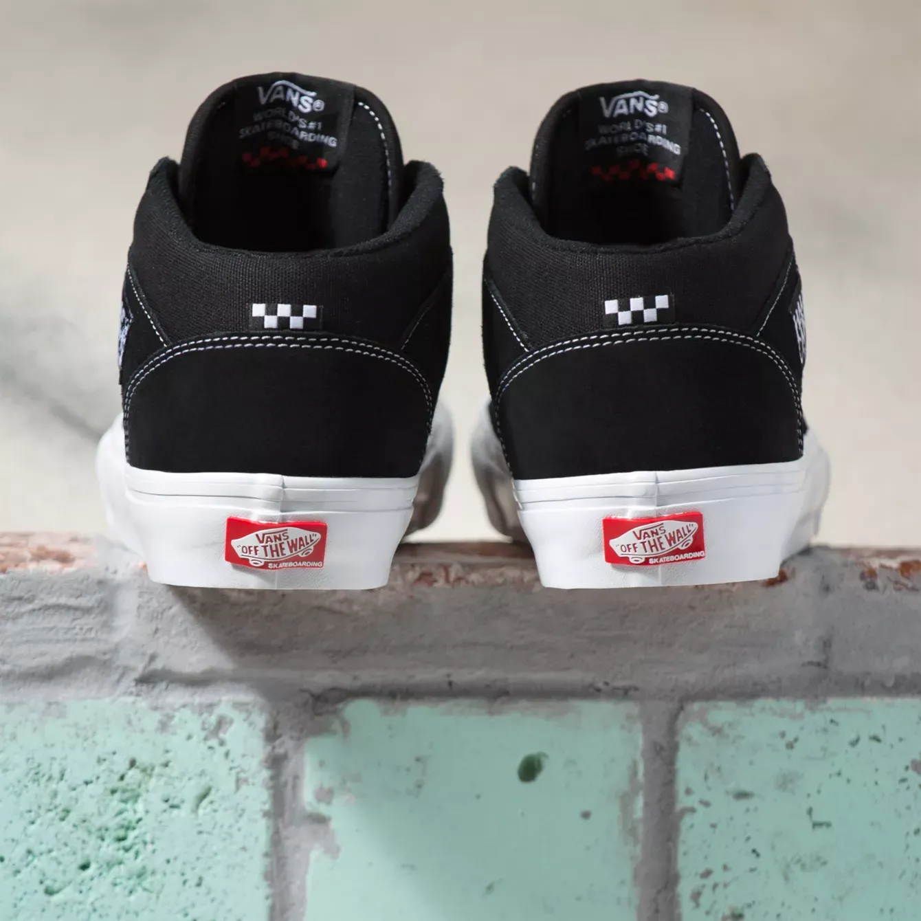Step Secure Vans Skate Sk8-Hi Shoe - Black/White