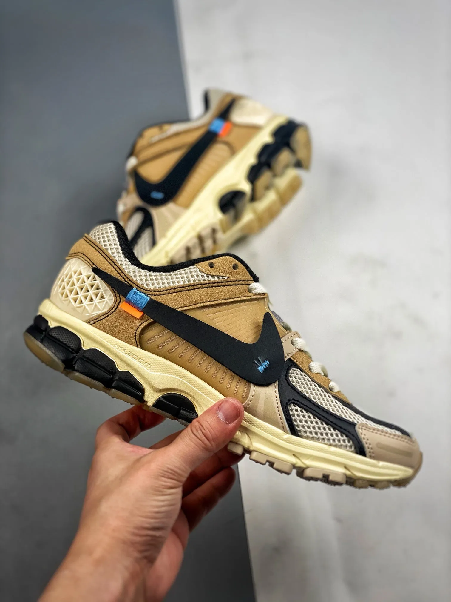 Strappy Design Vomero 5 x OW Sail Customs
