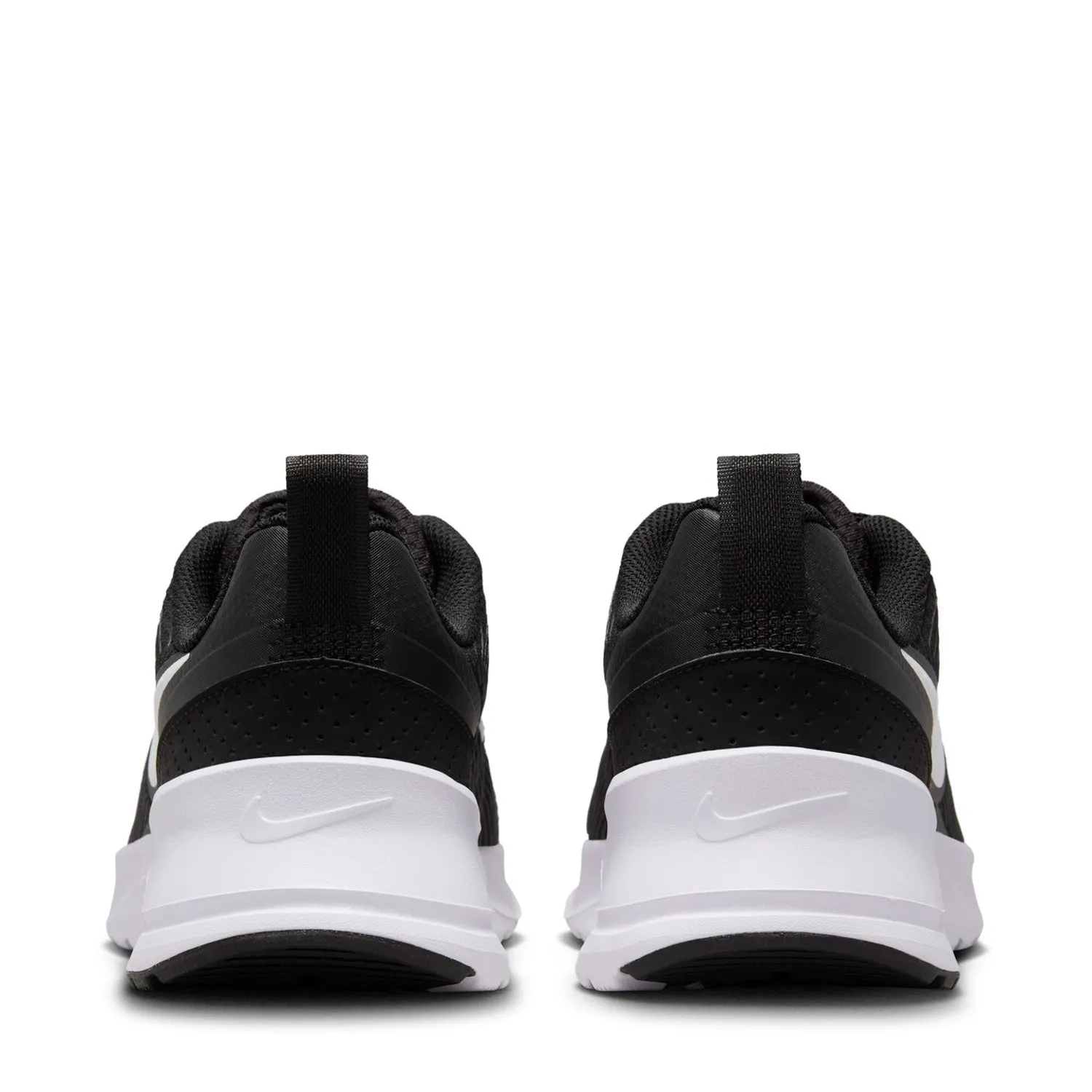 Street Fashioned Air Max NuAxis - Womens