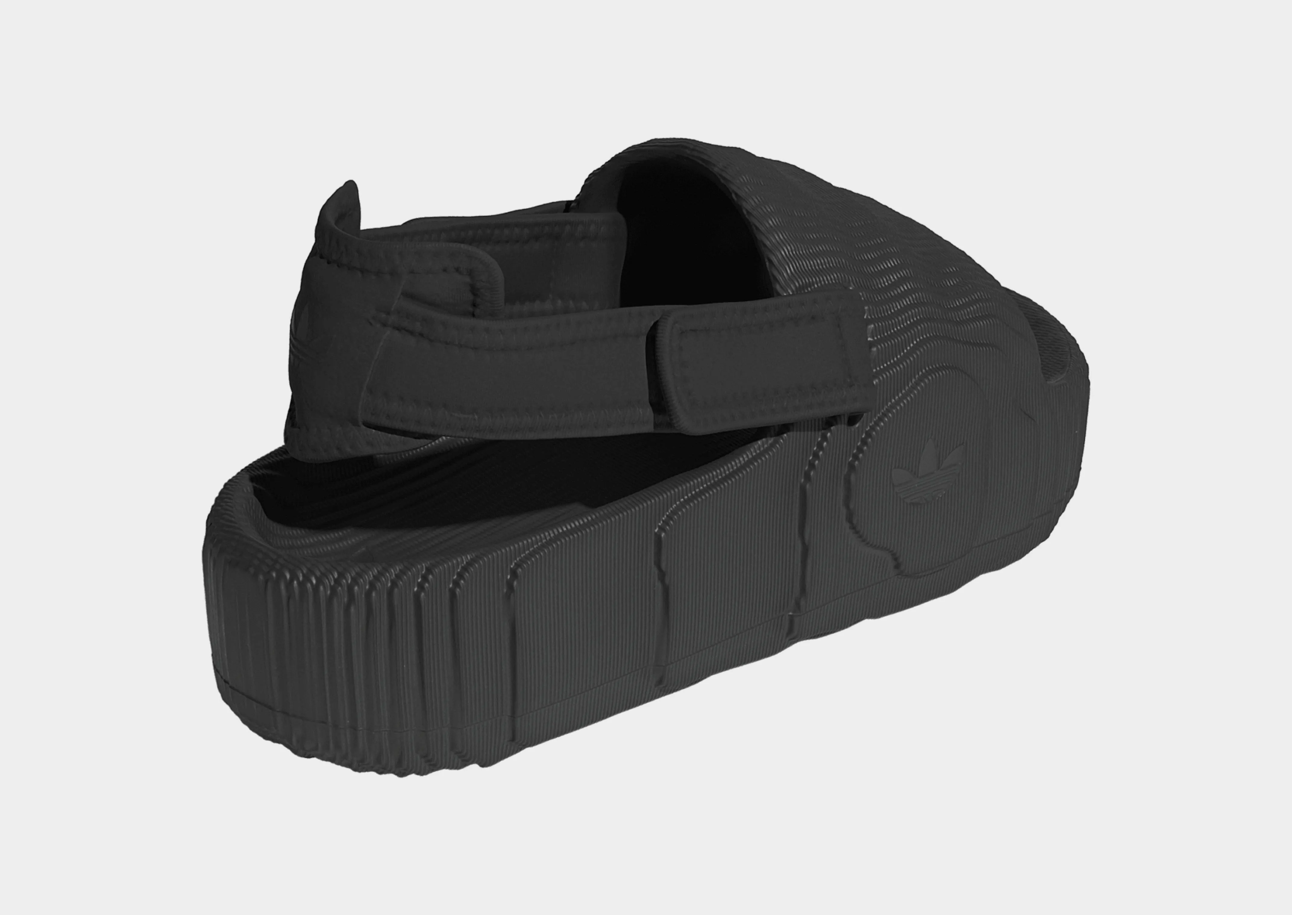 Street-Style Adilette 22 XLG Slides Women's