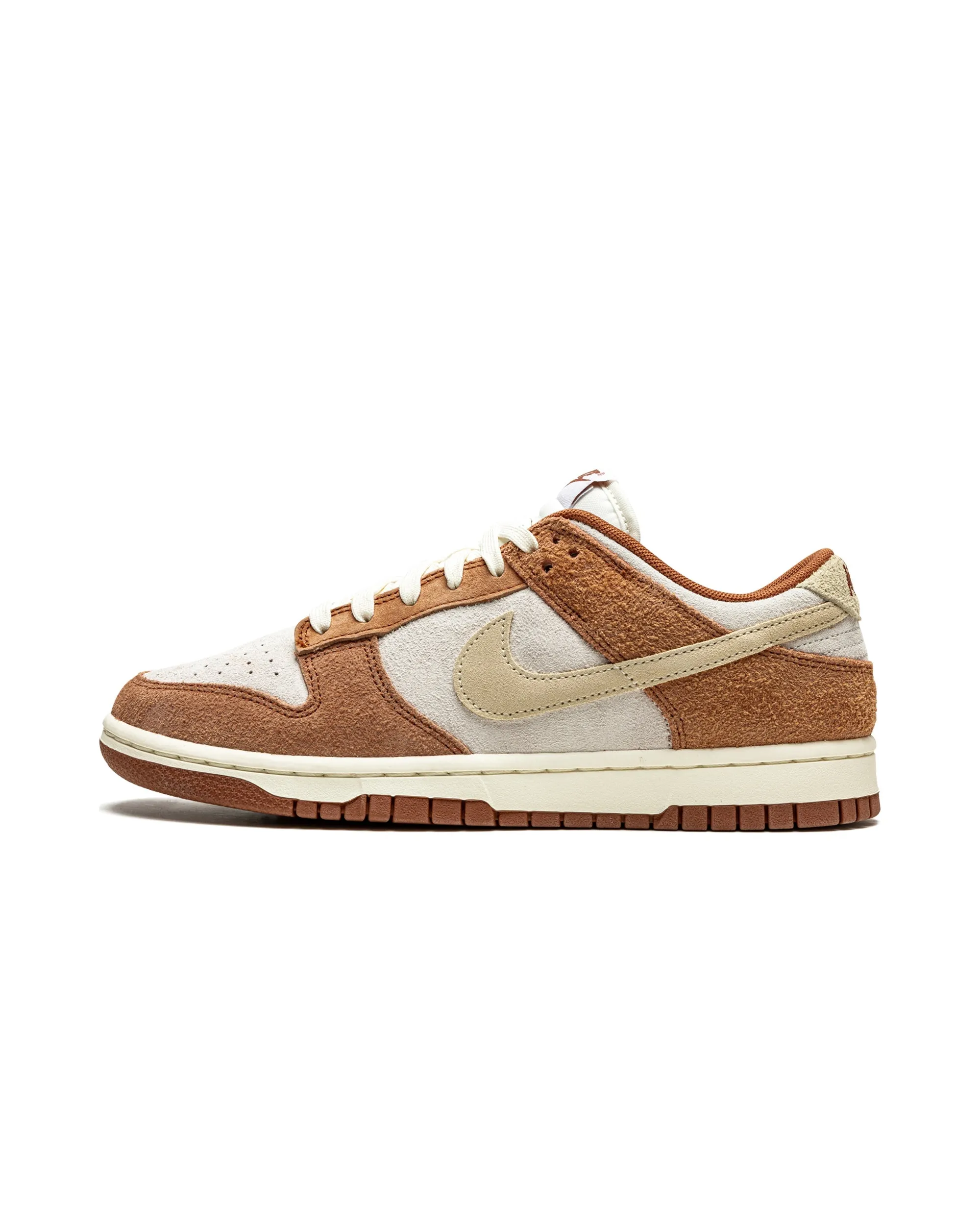 Street Walk Ready Nike Dunk Low Medium Curry