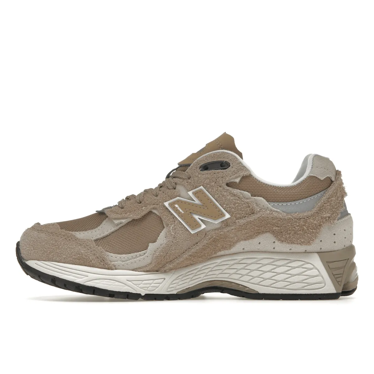 Supportive New Balance 2002R Protection Pack Driftwood