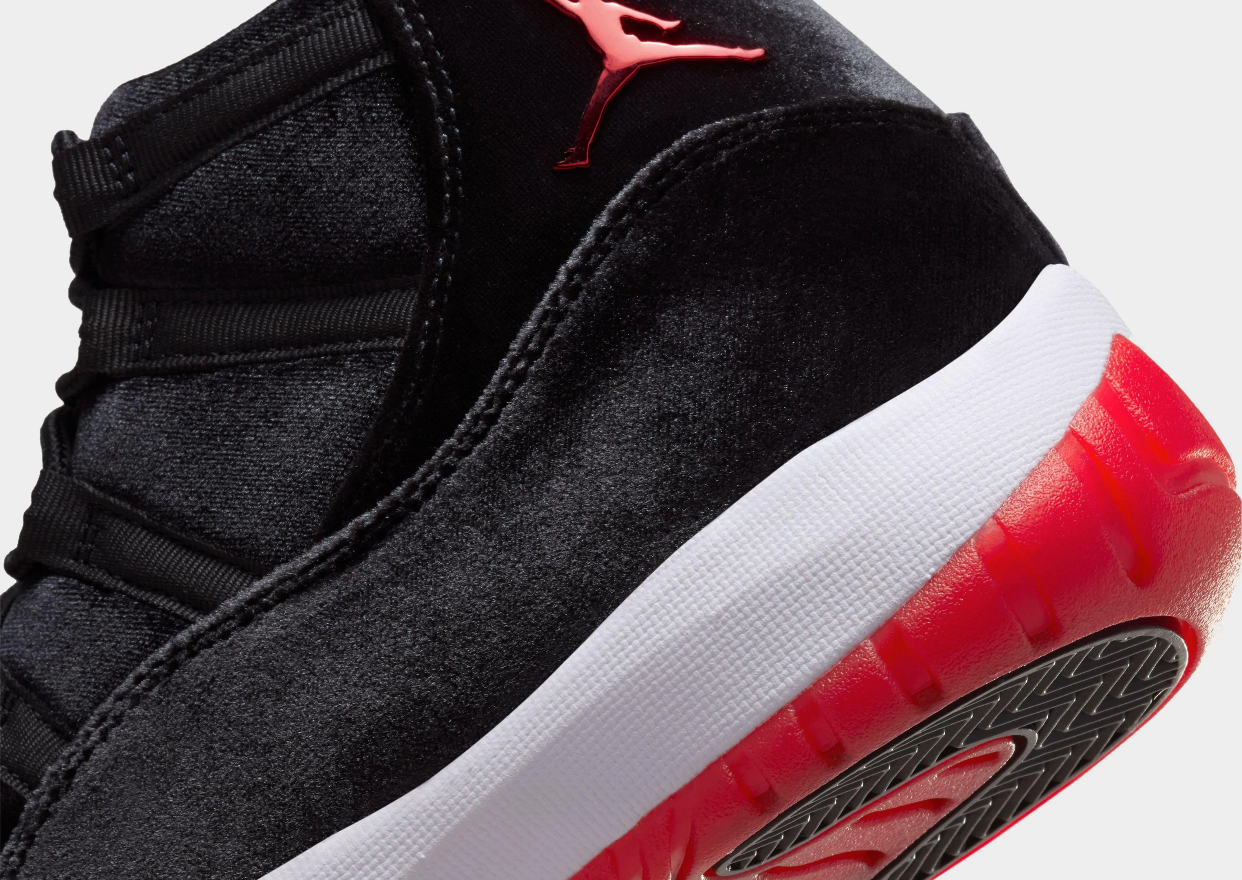 Sweat-Control Air 11 Retro Women's