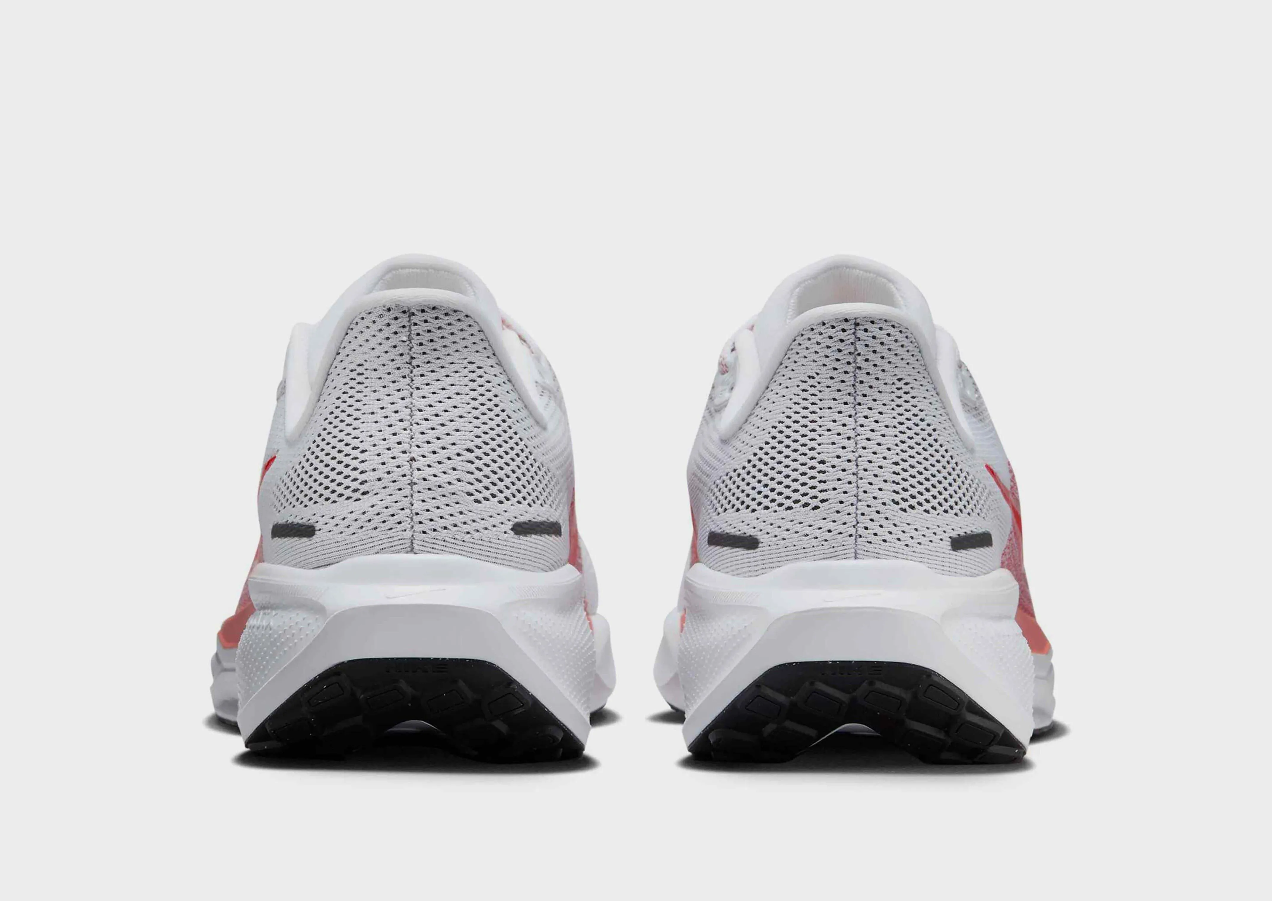 Tiger-Print Pegasus 41 Women's