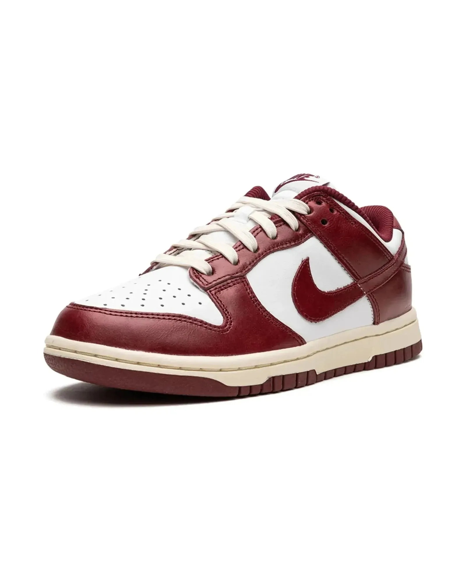 Travel Lite Nike Dunk Low PRM Vintage Team Red