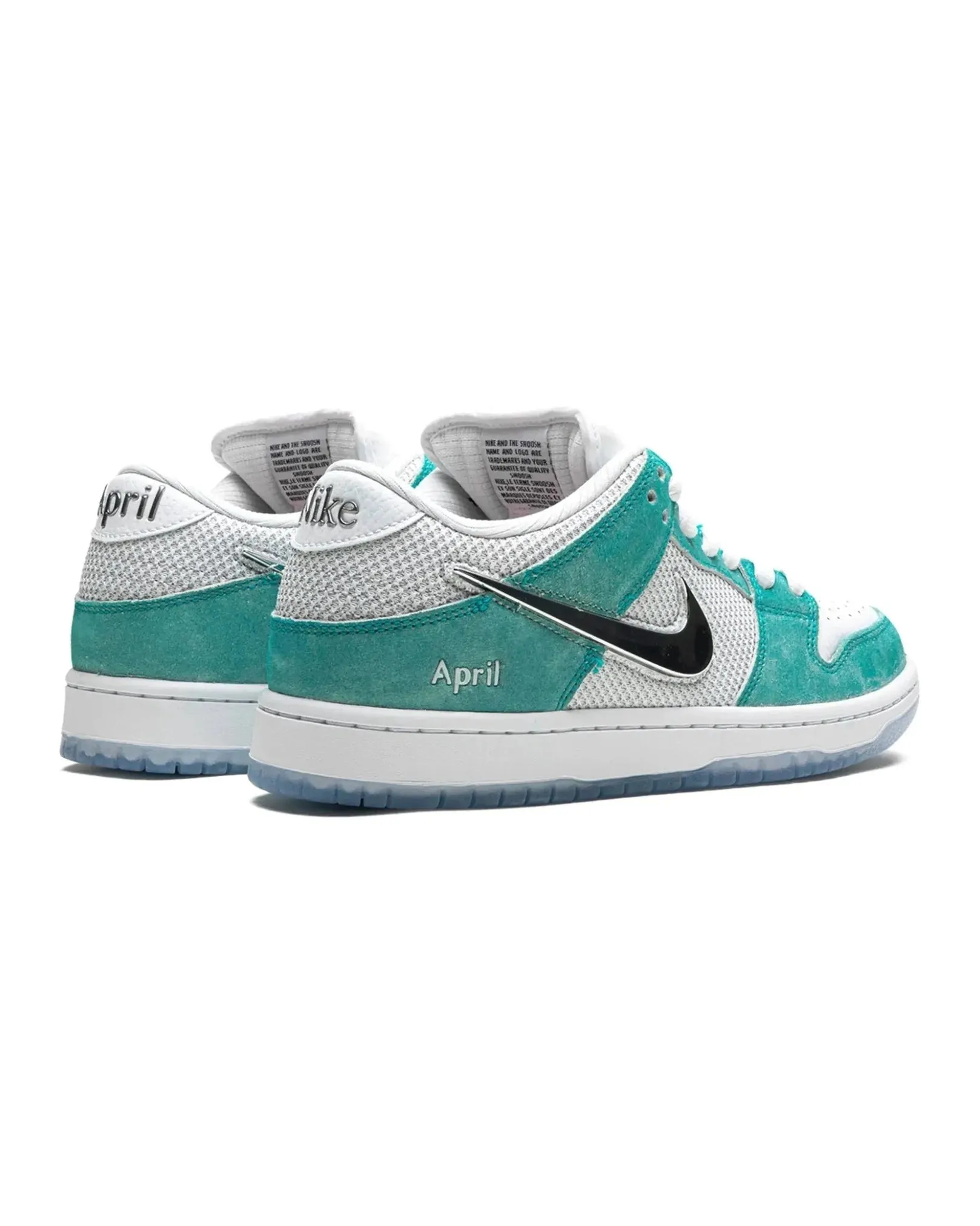 Travel Motion Nike SB Dunk Low April Skateboards