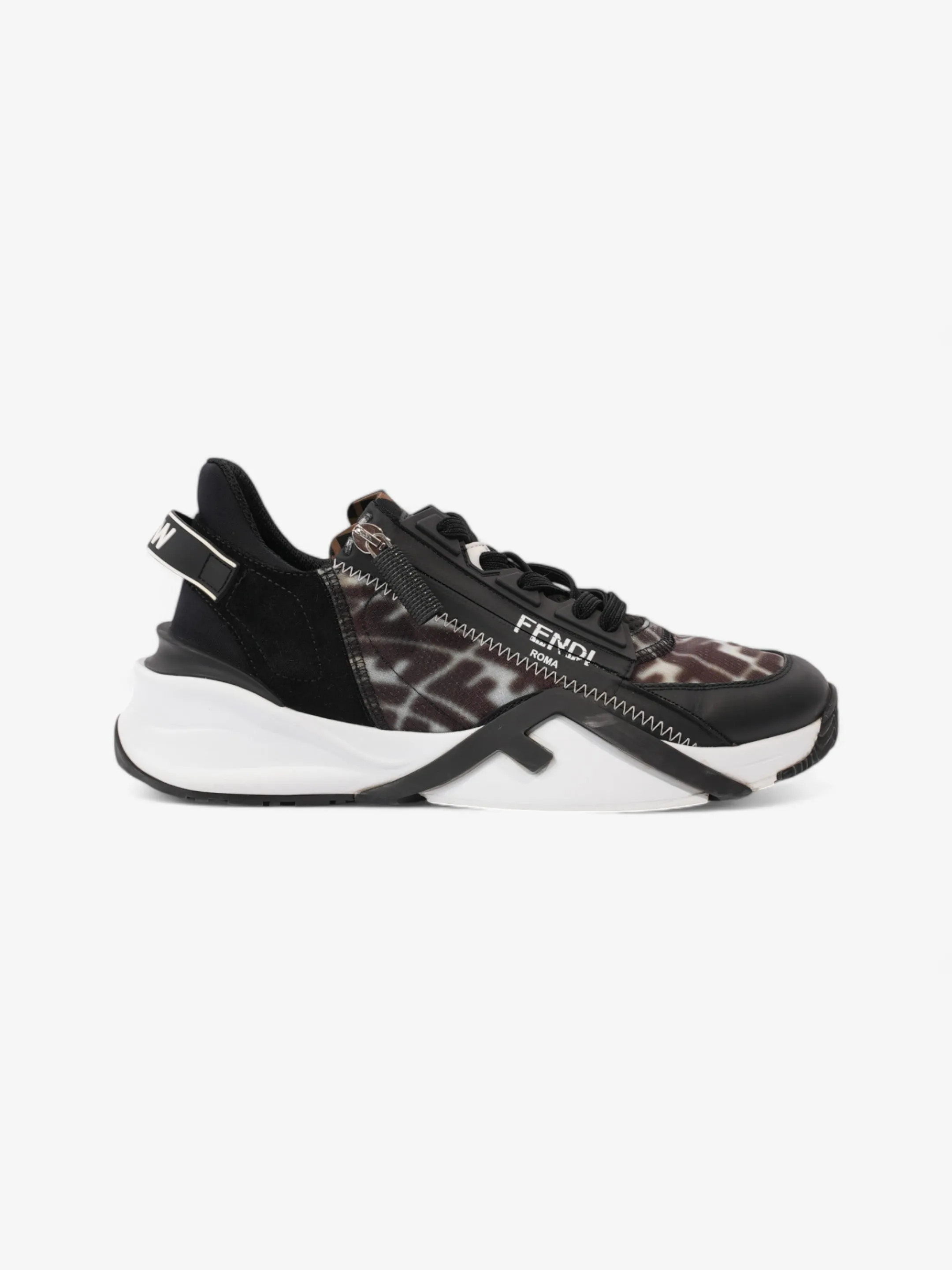 Trend-setting sole Fendi Flow Sneakers Black / White Canvas EU 38 UK 5