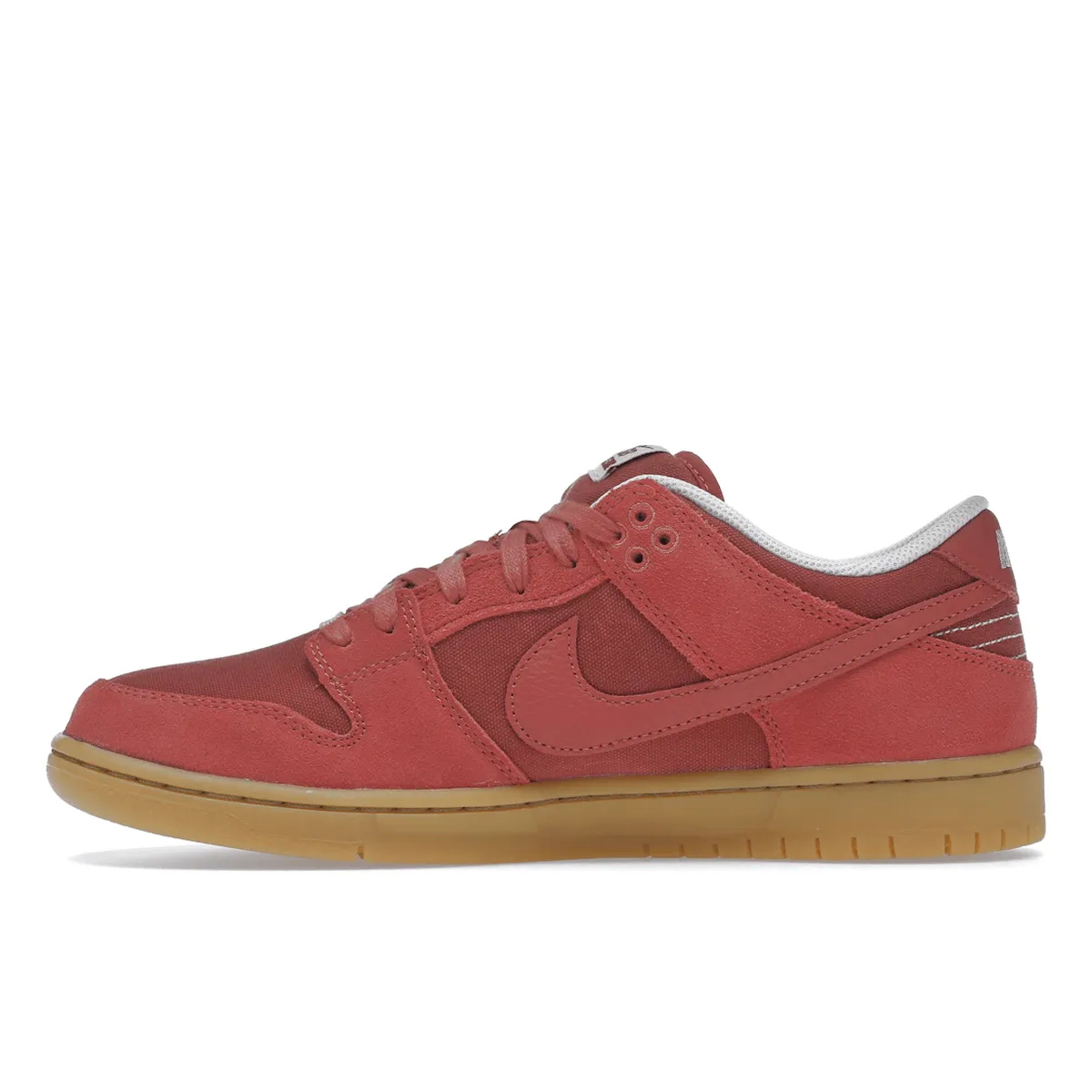 Trendy Upper Nike SB Dunk Low Adobe