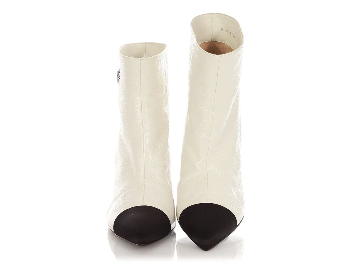 Ultra Comfort Chanel White Crinkled Patent Capped Toe Booties