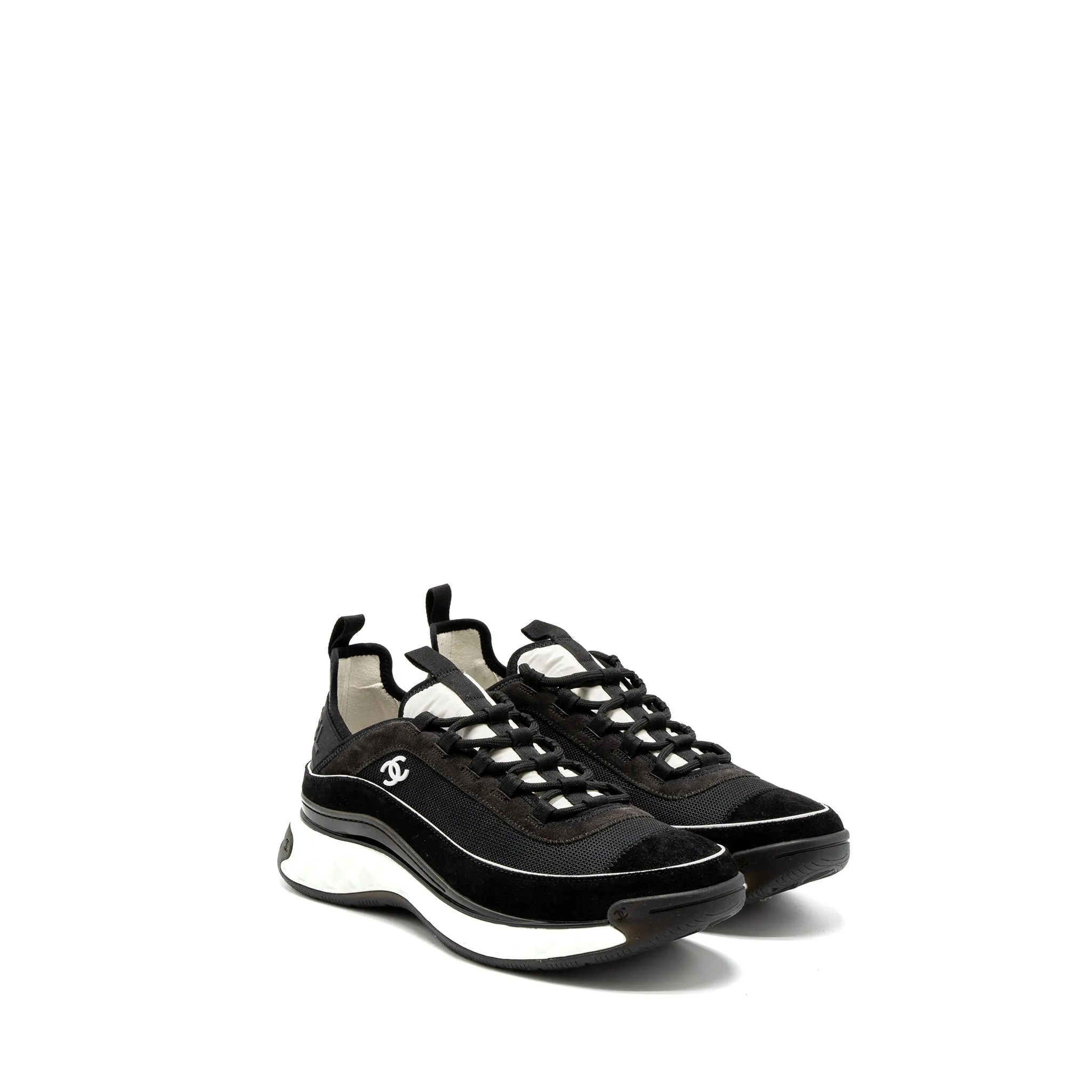 Upgraded arch Chanel Size 44 Classic Sneaker Fabric/Suede Calfskin Black/White