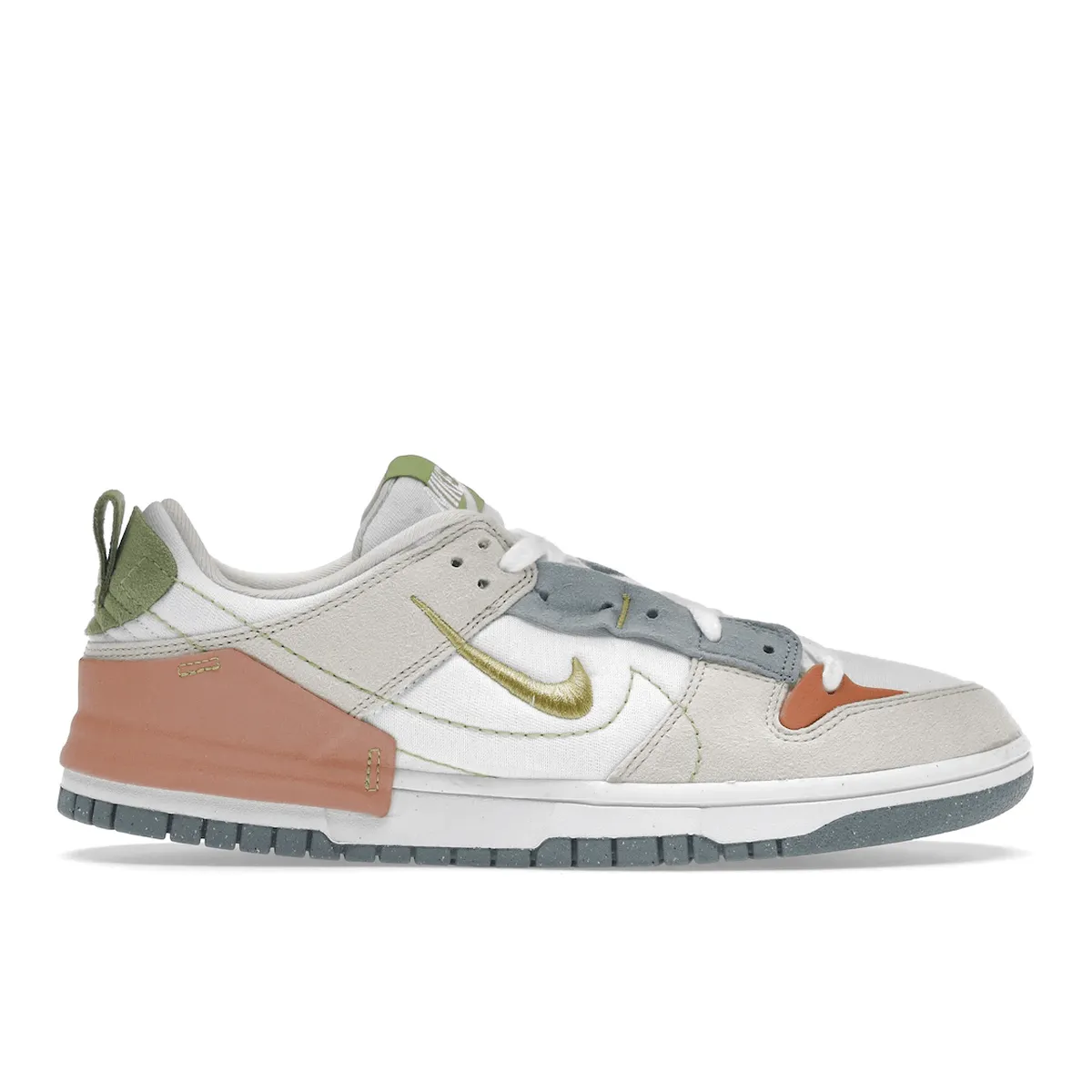 Urban Casual Nike Dunk Low Disrupt 2 Easter Pastel