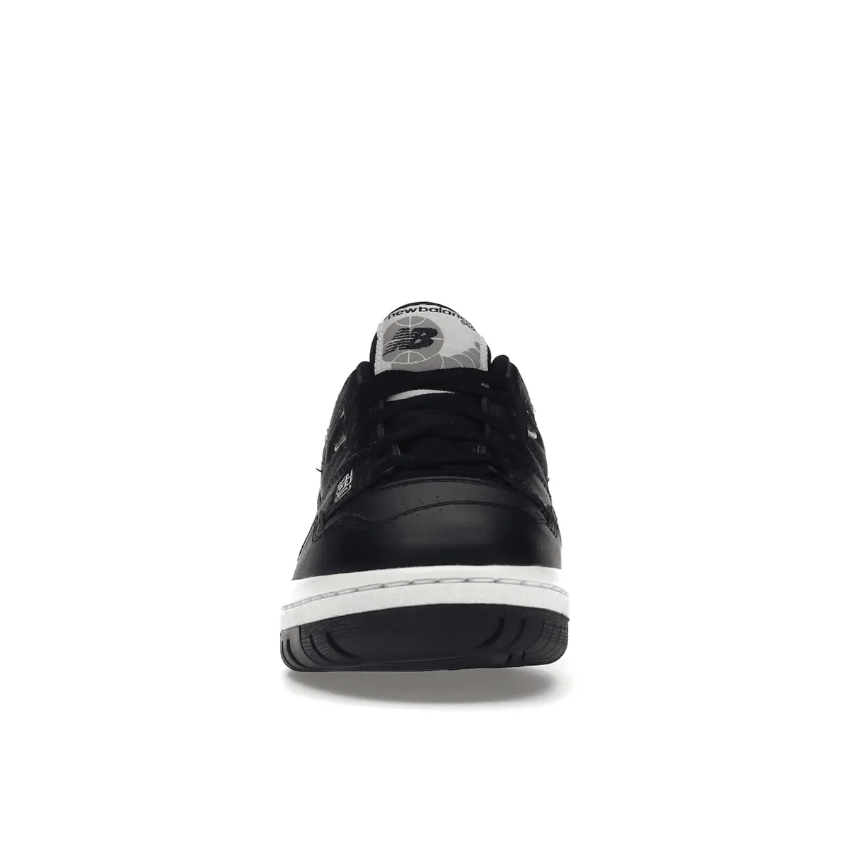 Urban Minimal Flow New Balance 550 Black White