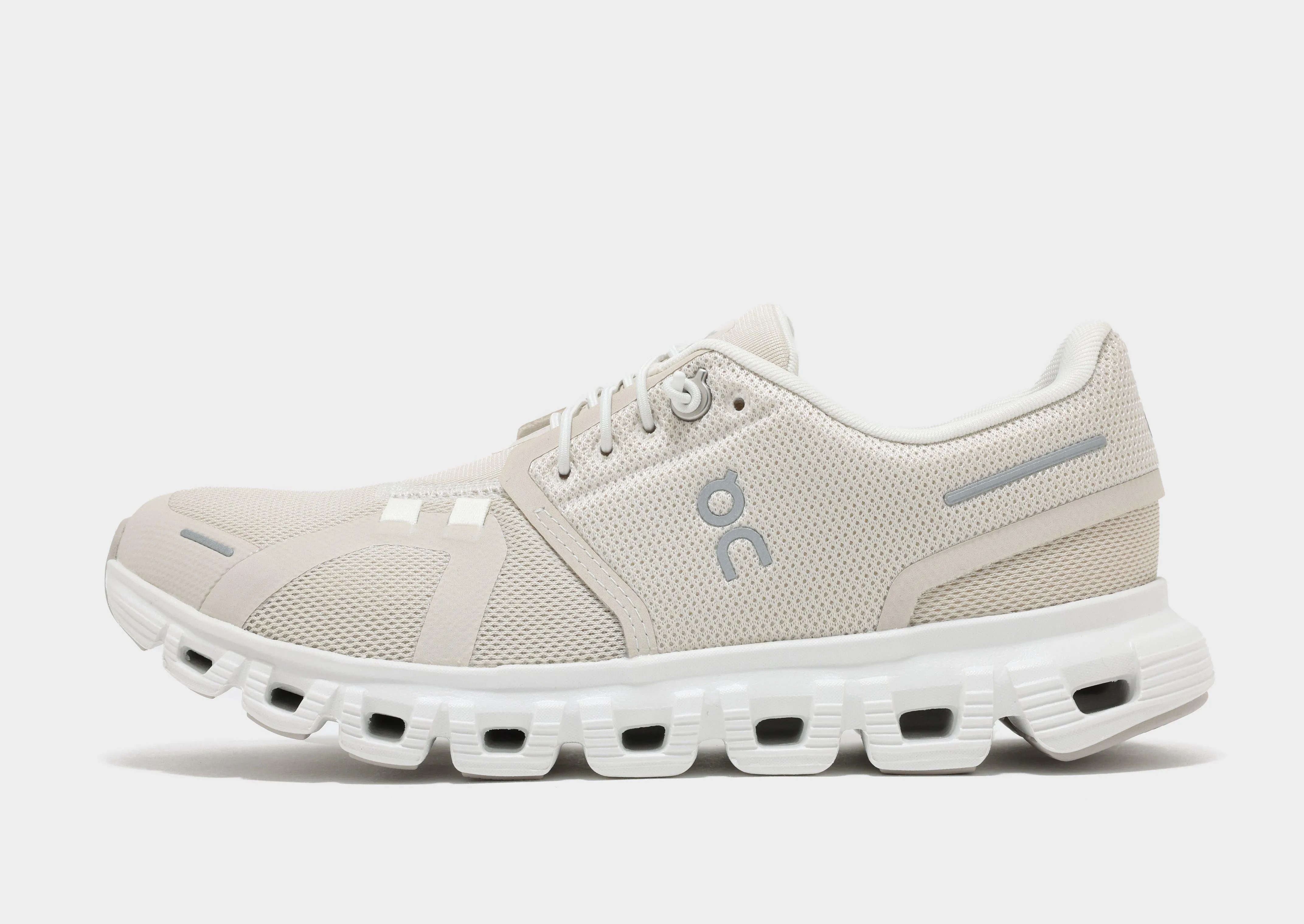 Cloud 6 Women's Low Top