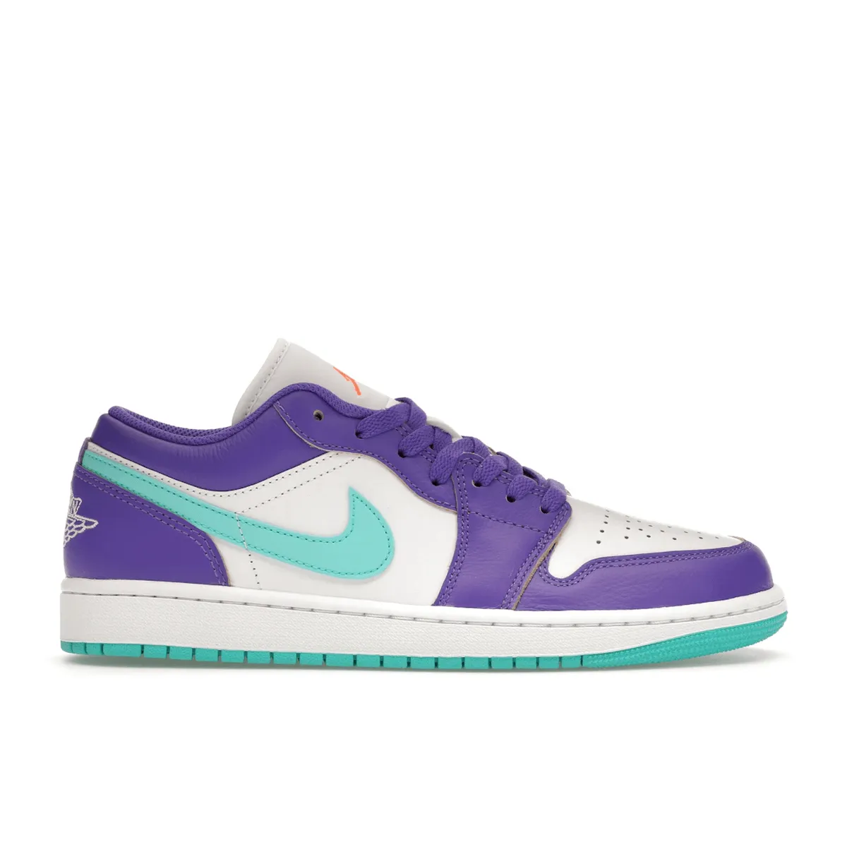Versatile Wear Air Jordan 1 Low SE Psychic Purple Hyper Jade