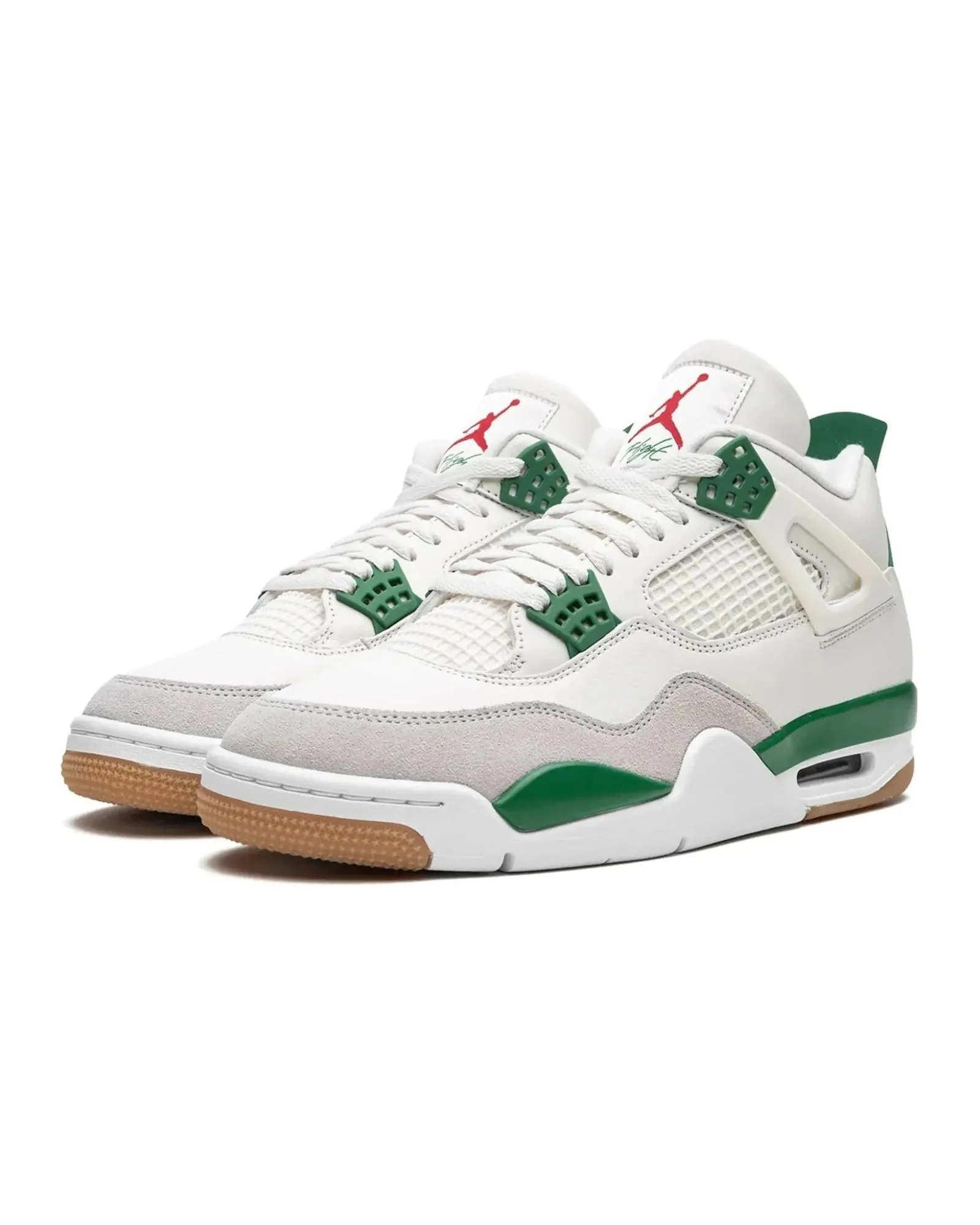 Vibrant lining Nike Air Jordan 4 Retro SB Pine Green